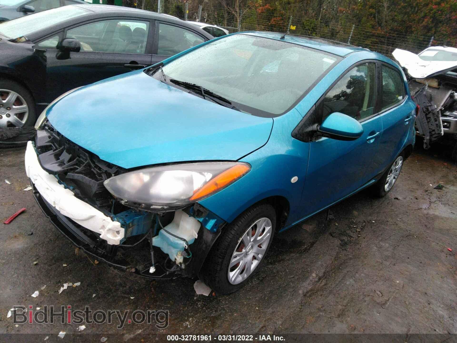2011 MAZDA MAZDA2 - VIN: JM1DE1HYXB0110575 - Фото 2