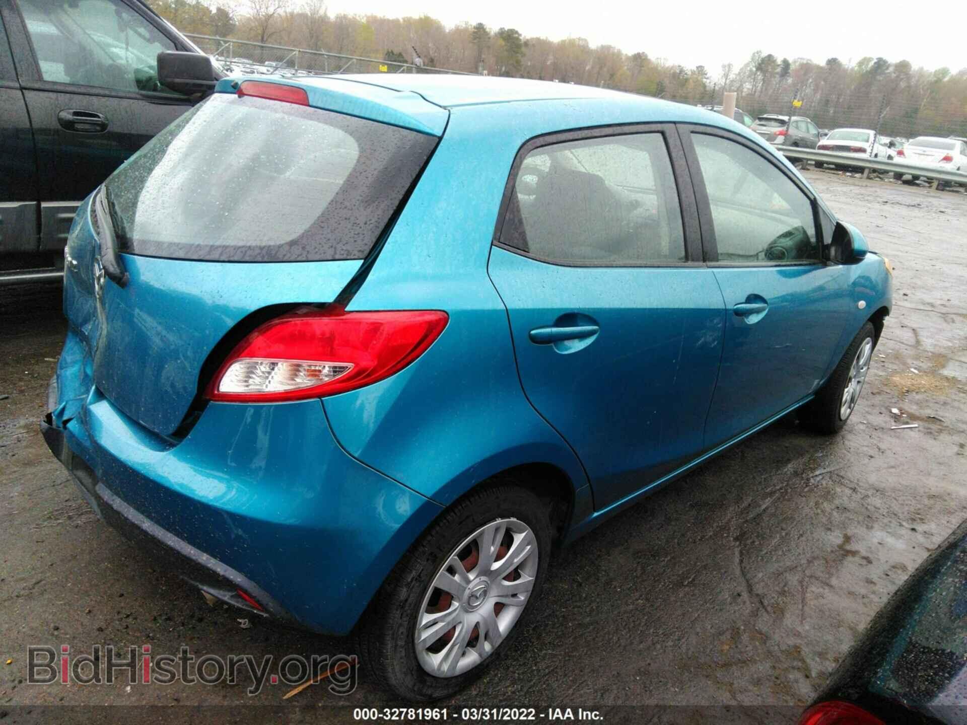 2011 MAZDA MAZDA2 - VIN: JM1DE1HYXB0110575 - Фото 4