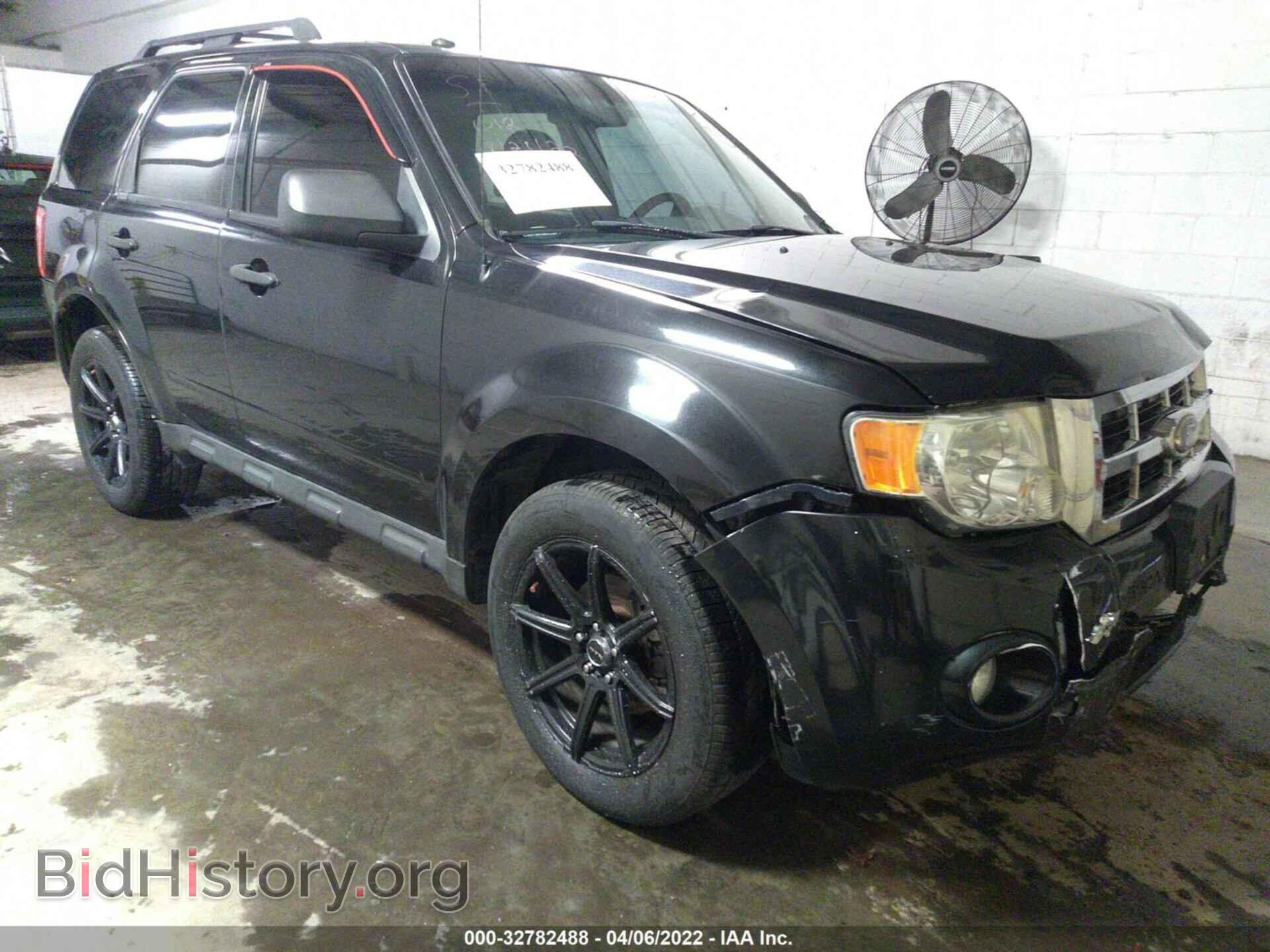 Фотография 1FMCU0D77BKB01029 - FORD ESCAPE 2011