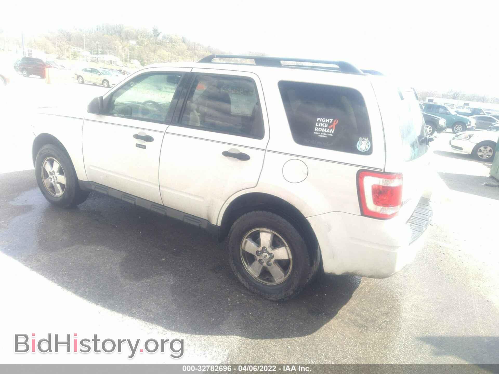 2011 FORD ESCAPE - VIN: 1FMCU0DG9BKA32392 - Photo 3