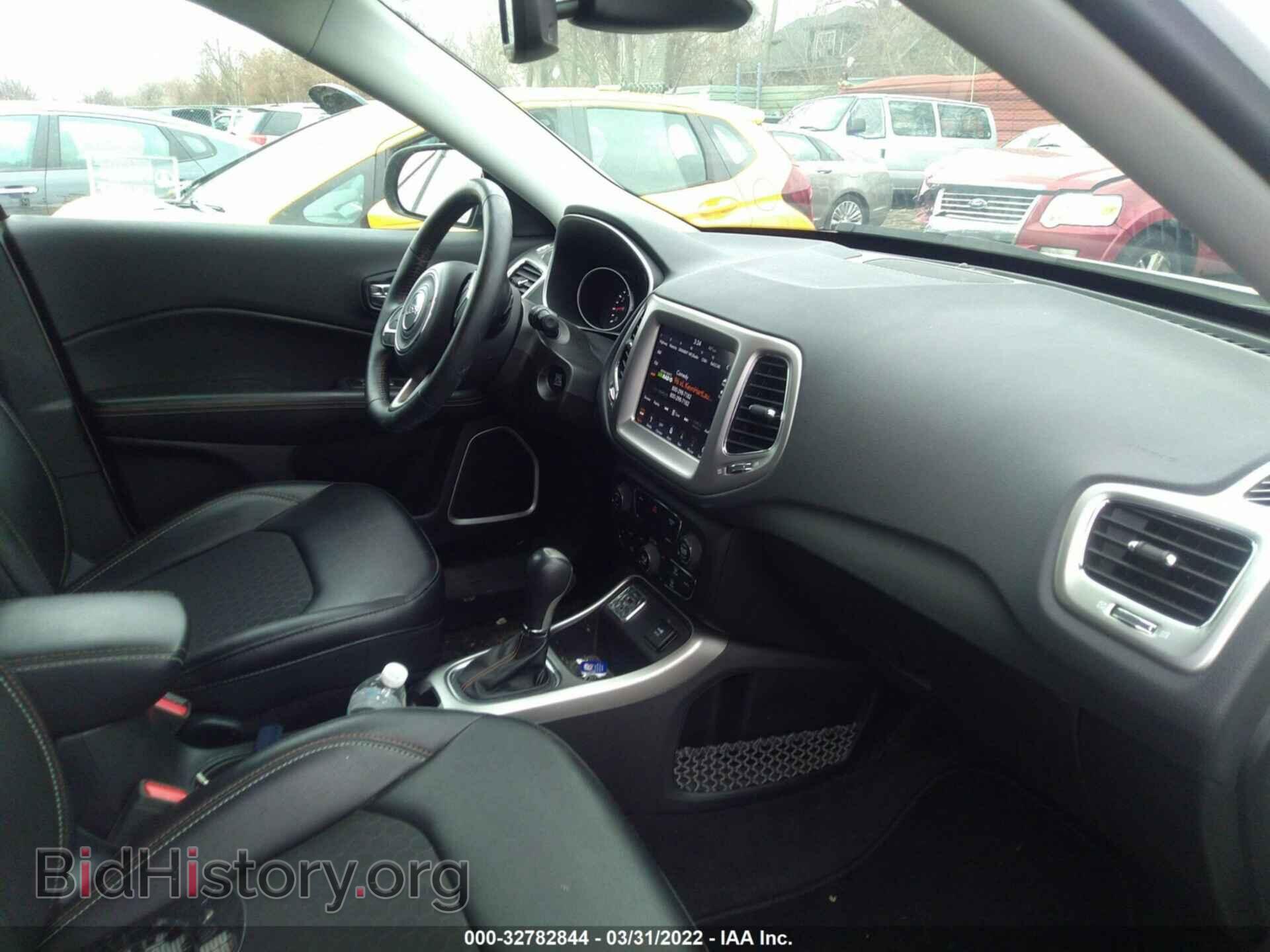 2019 JEEP COMPASS - VIN: 3C4NJCBB3KT692280 - Фото 5