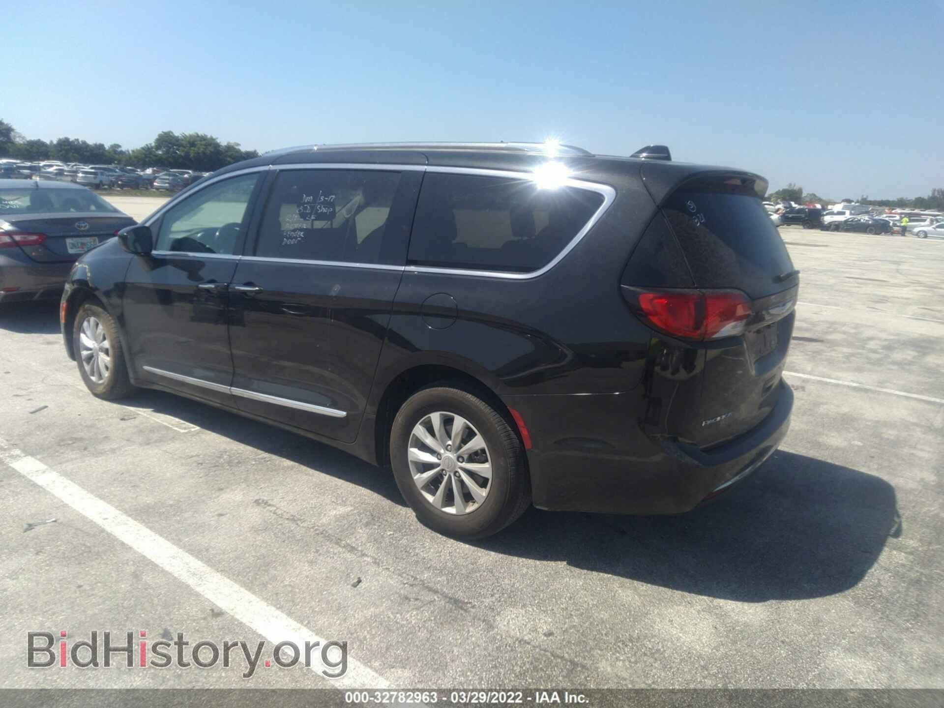 2019 CHRYSLER PACIFICA - VIN: 2C4RC1BG6KR731085 - Фото 3