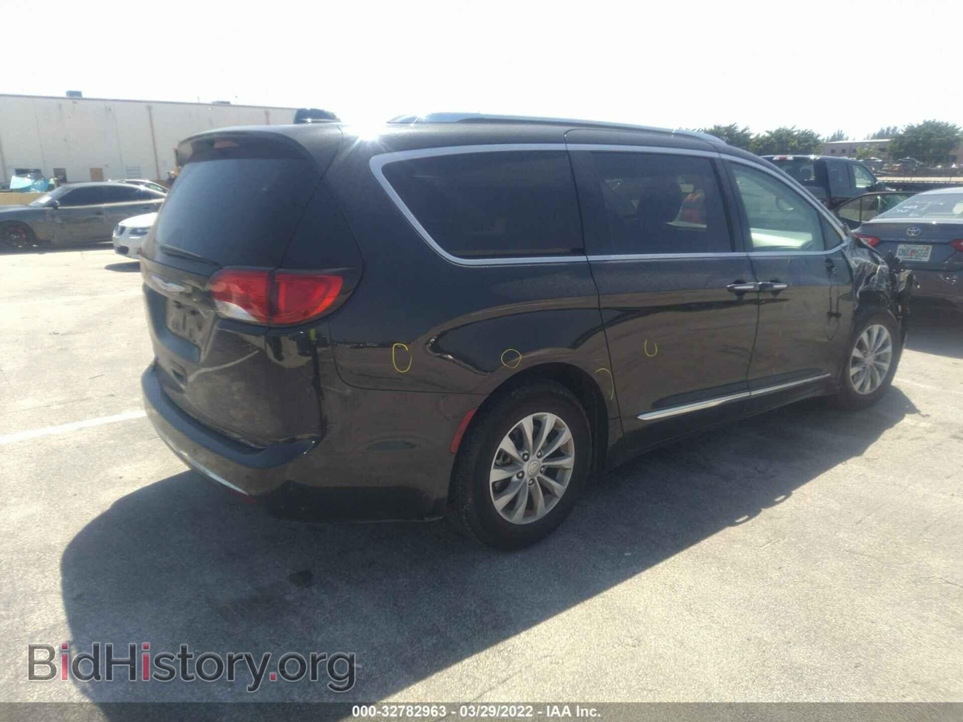 2019 CHRYSLER PACIFICA - VIN: 2C4RC1BG6KR731085 - Фото 4