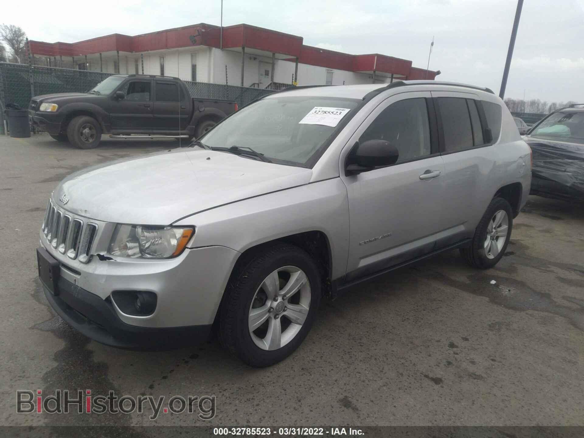 2011 JEEP COMPASS - VIN: 1J4NT1FB3BD140318 - Photo 2