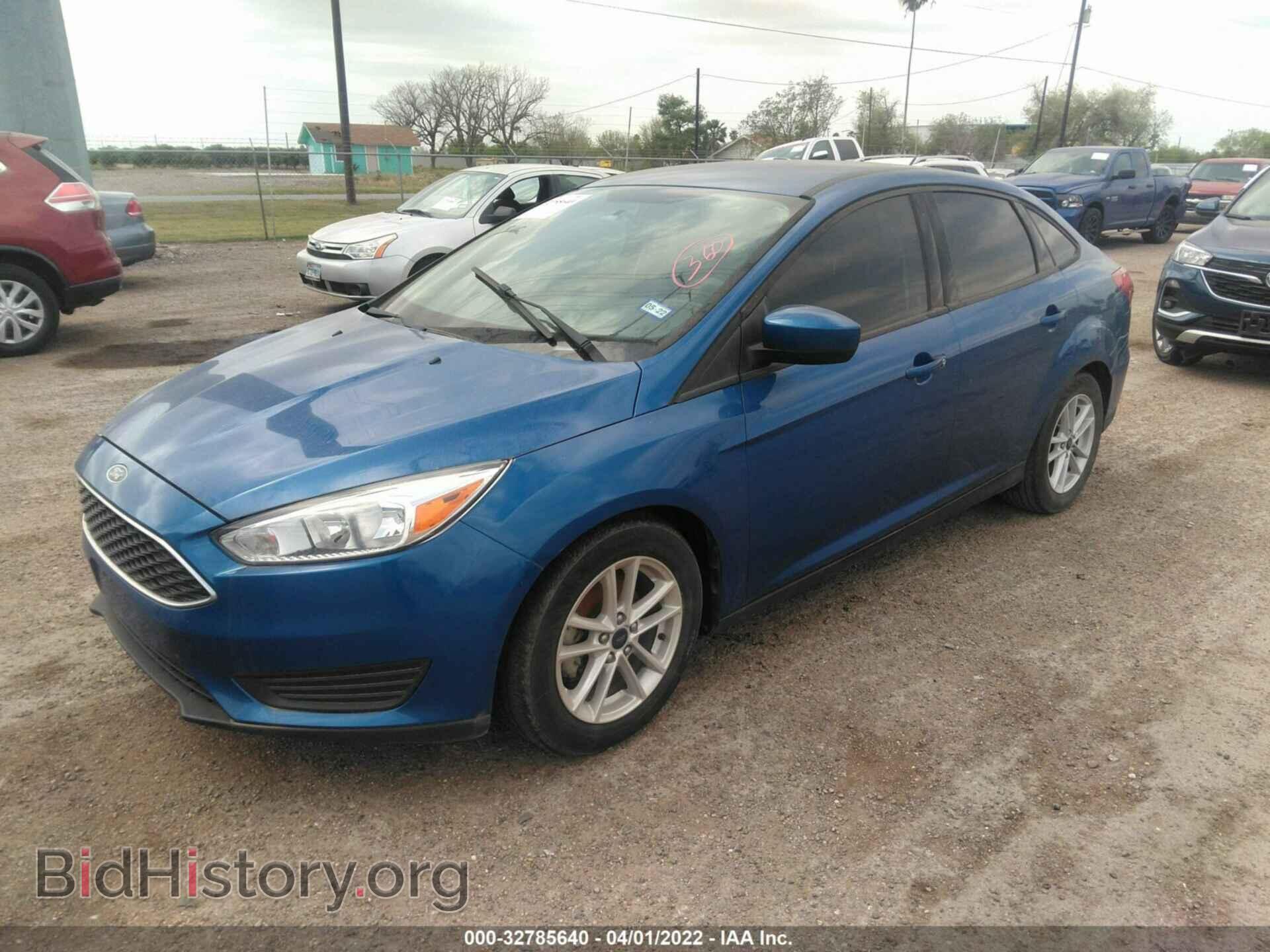 2018 FORD FOCUS - VIN: 1FADP3F27JL235864 - Фото 2