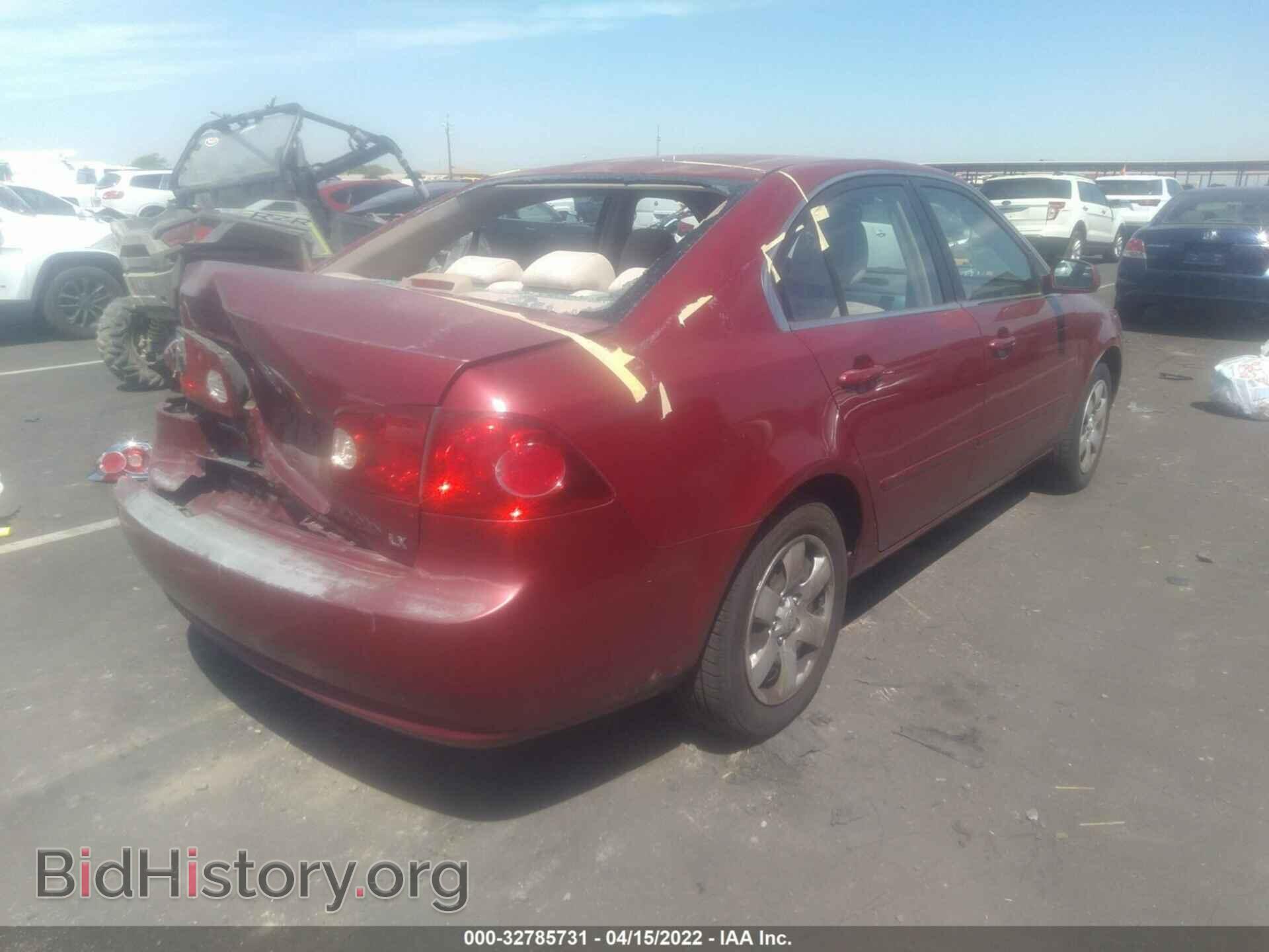2007 KIA OPTIMA - VIN: KNAGE123675114334 - Фото 4