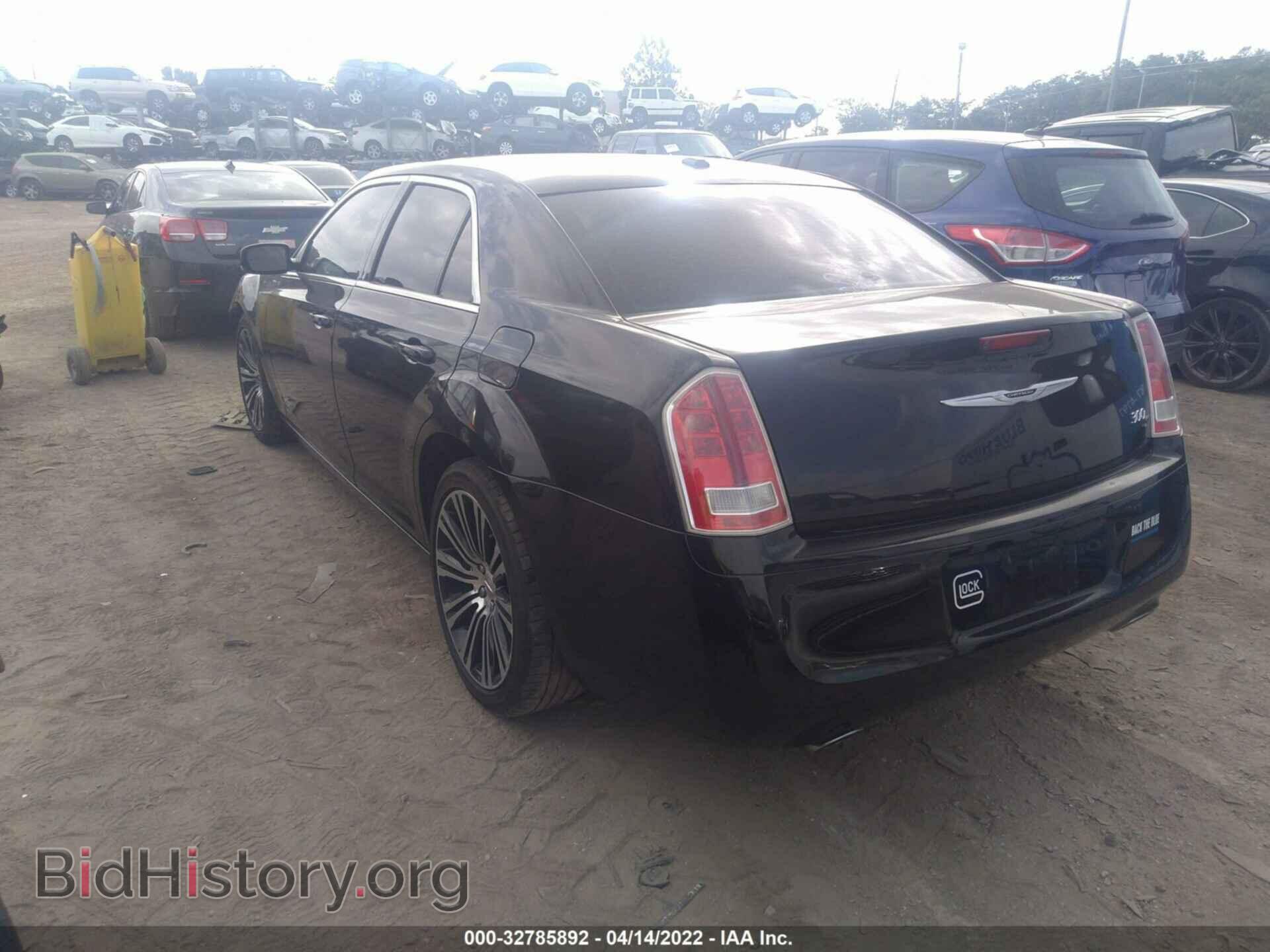 2012 CHRYSLER 300 - VIN: 2C3CCABG5CH256899 - Фото 3