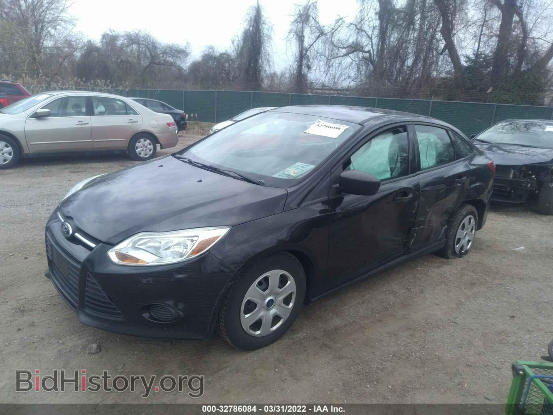 2012 FORD FOCUS - VIN: 1FAHP3E2XCL433943 - Фото 2