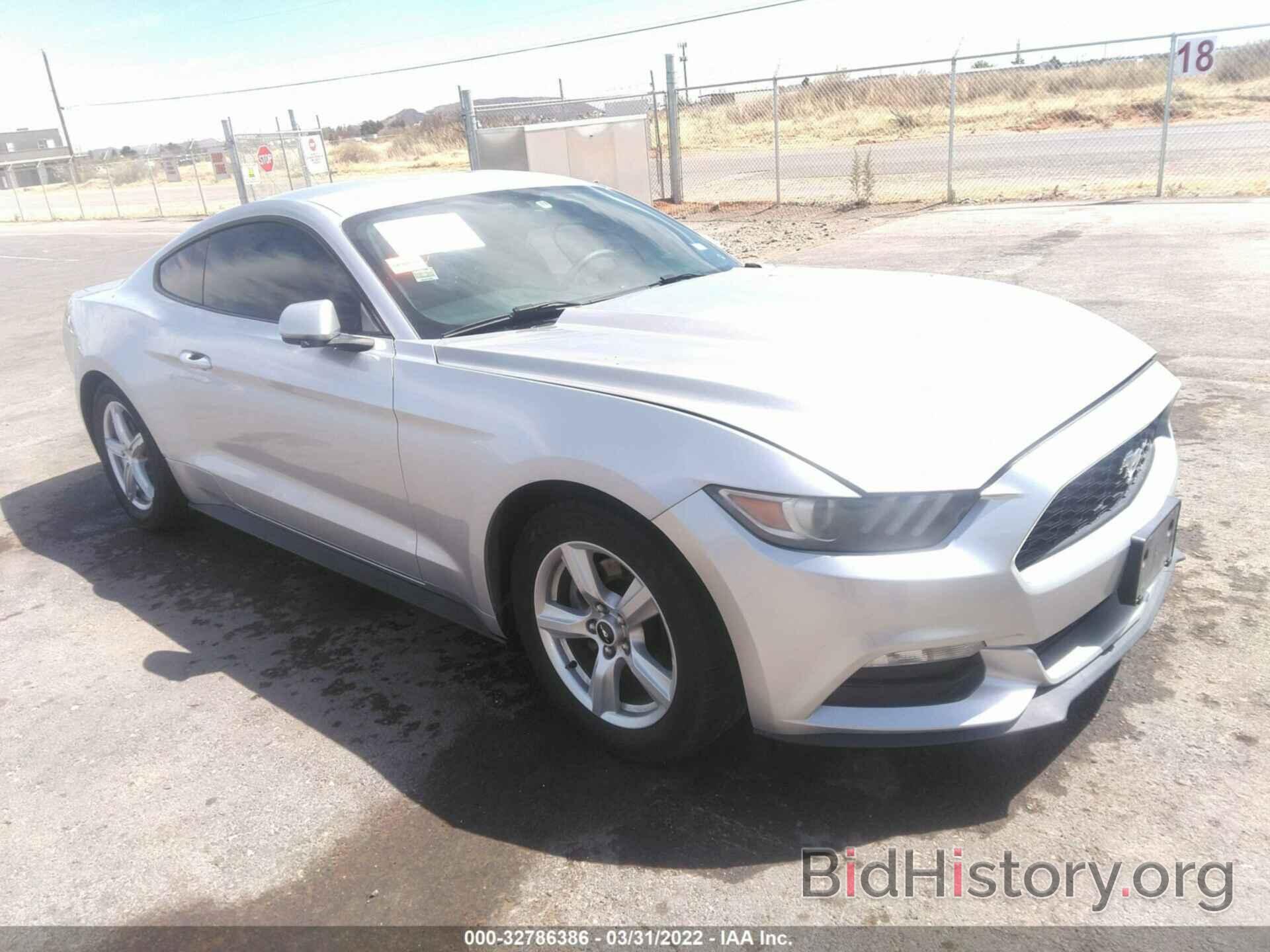 Photo 1FA6P8AM3F5369183 - FORD MUSTANG 2015