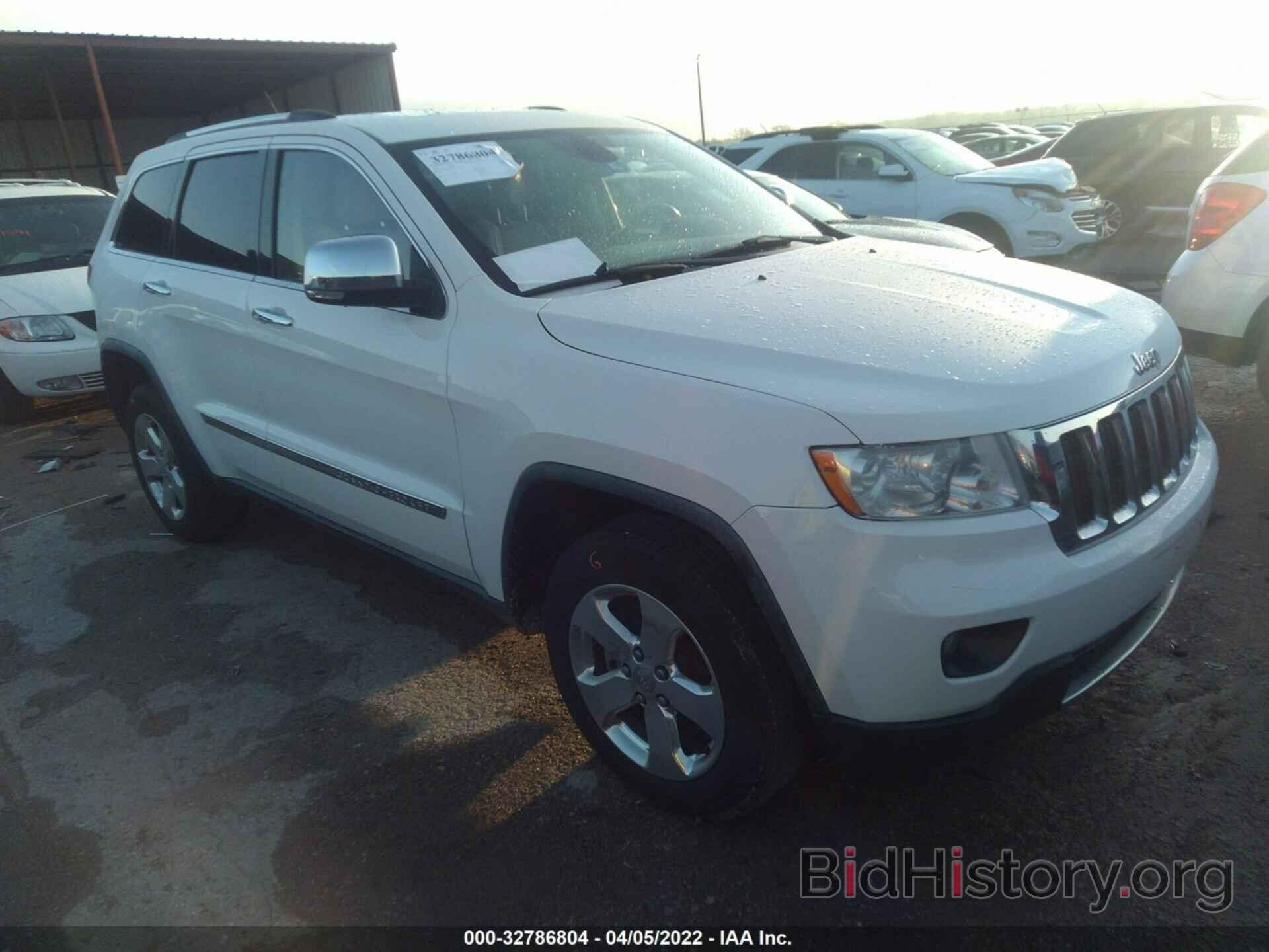 Photo 1J4RR5GG2BC556027 - JEEP GRAND CHEROKEE 2011