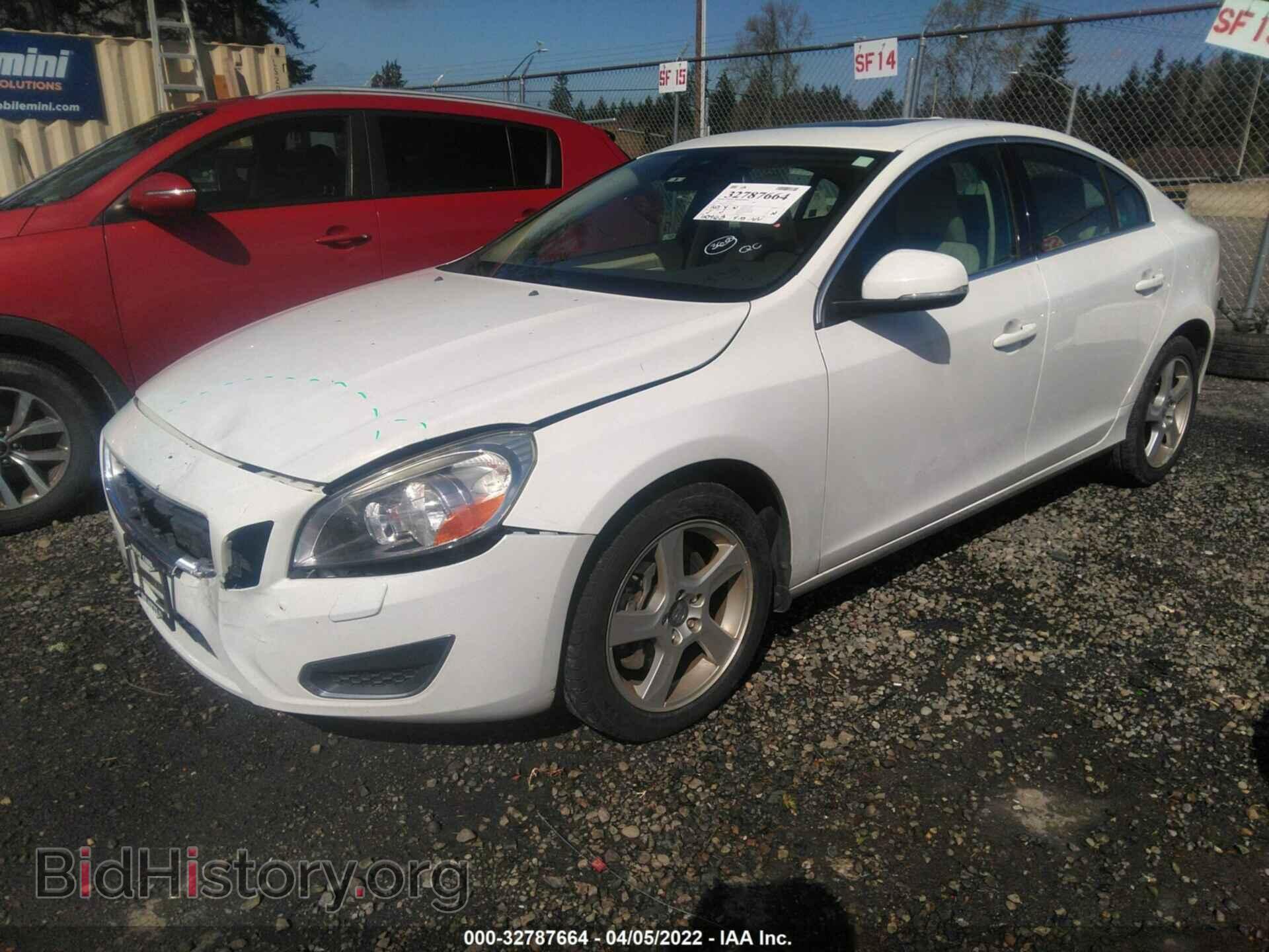 2012 VOLVO S60 - VIN: YV1622FS5C2146051 - Фото 2