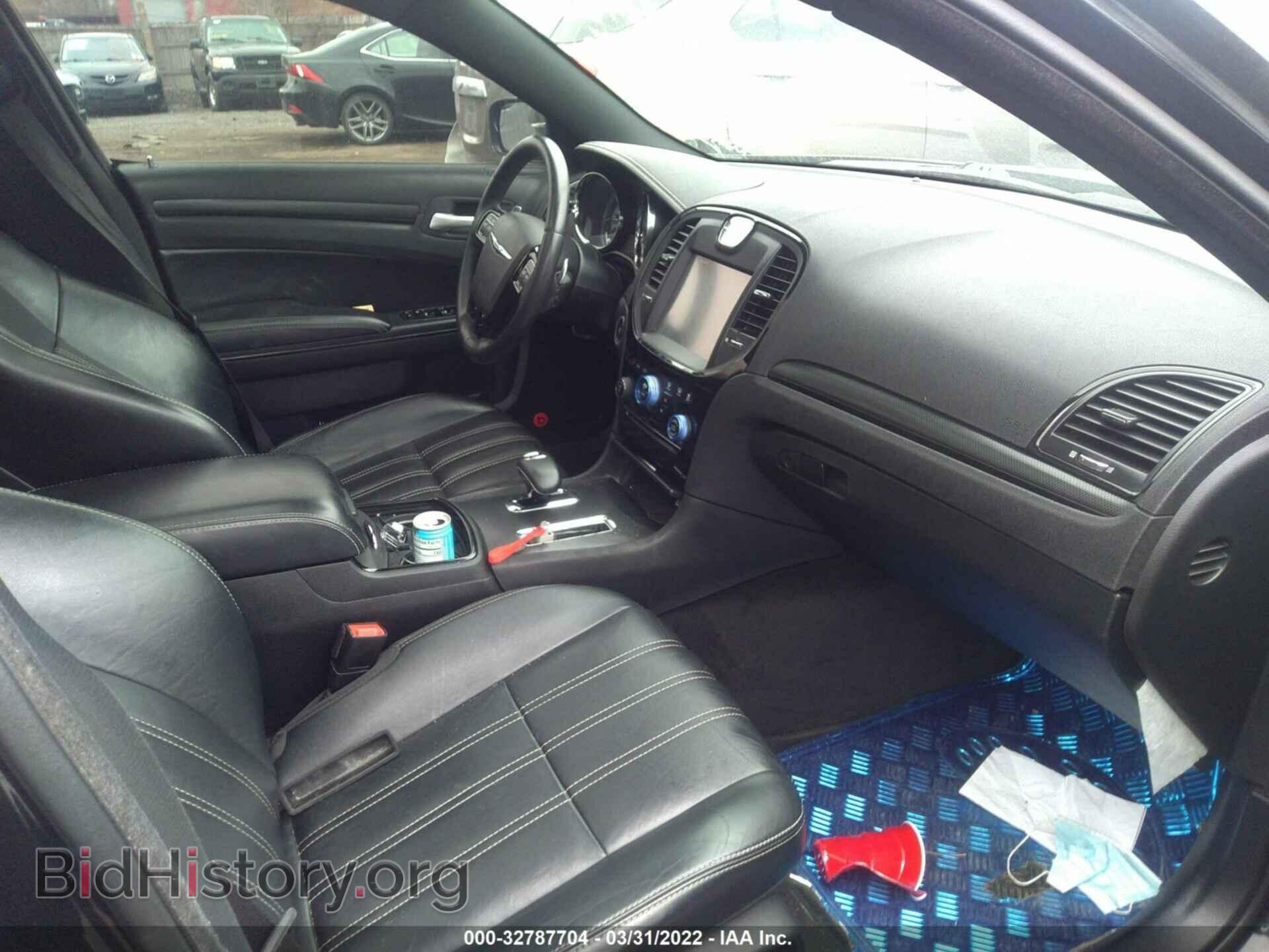 2014 CHRYSLER 300 - VIN: 2C3CCABG3EH310106 - Фото 5