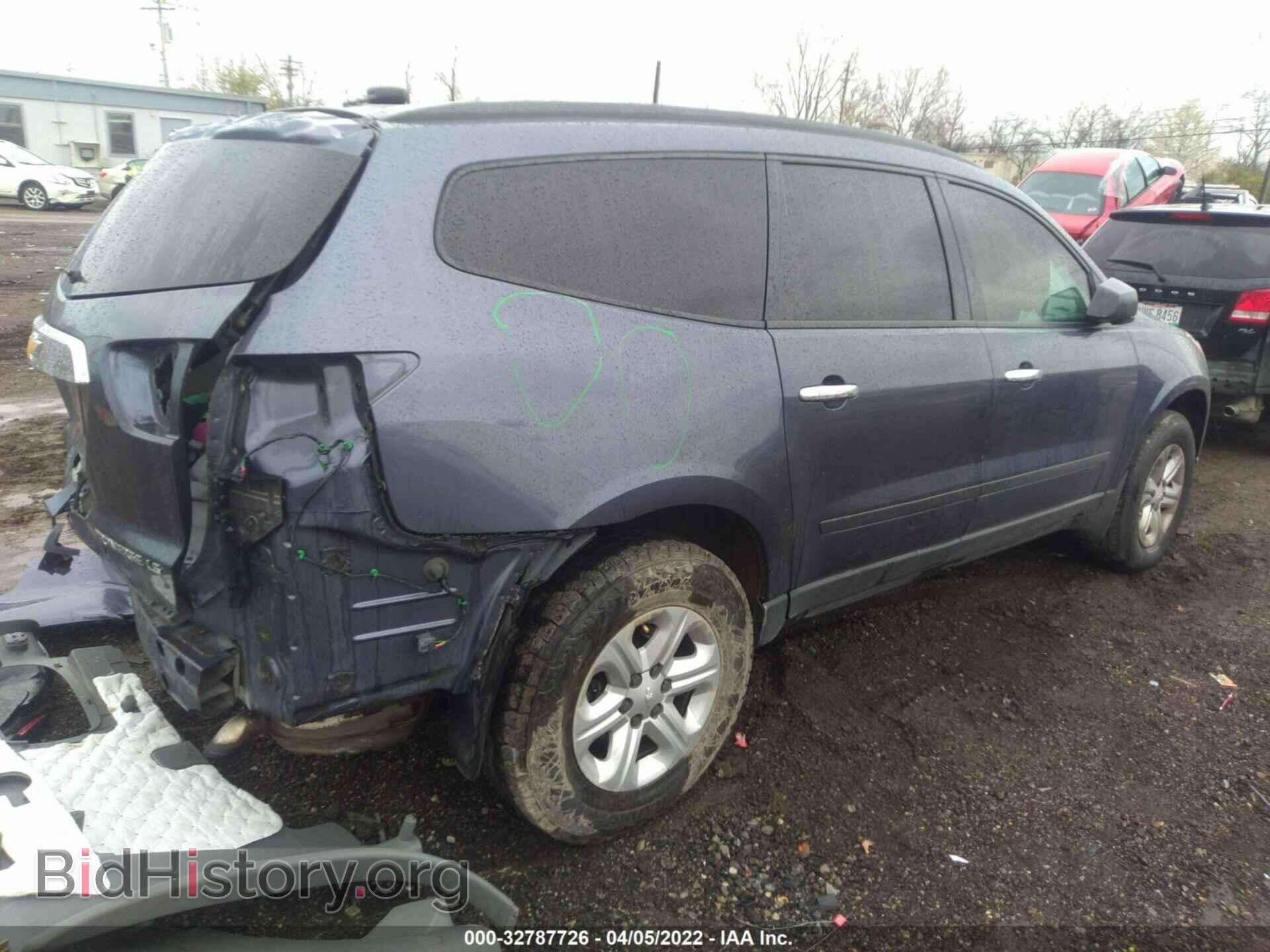 2014 CHEVROLET TRAVERSE - VIN: 1GNKRFKD2EJ290686 - Фото 4