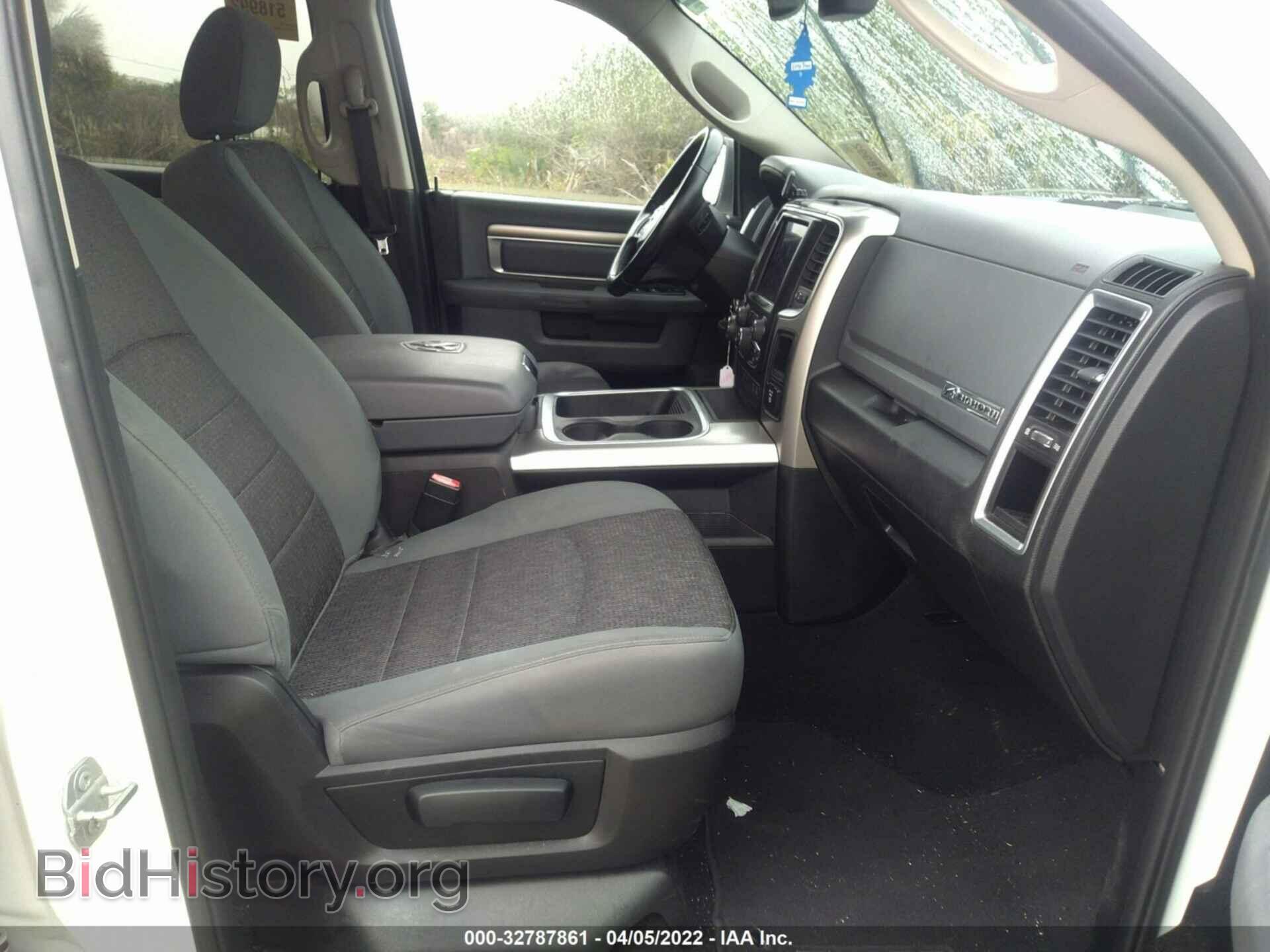 2018 RAM 1500 - VIN: 3C6RR6LT9JG194585 - Фото 5