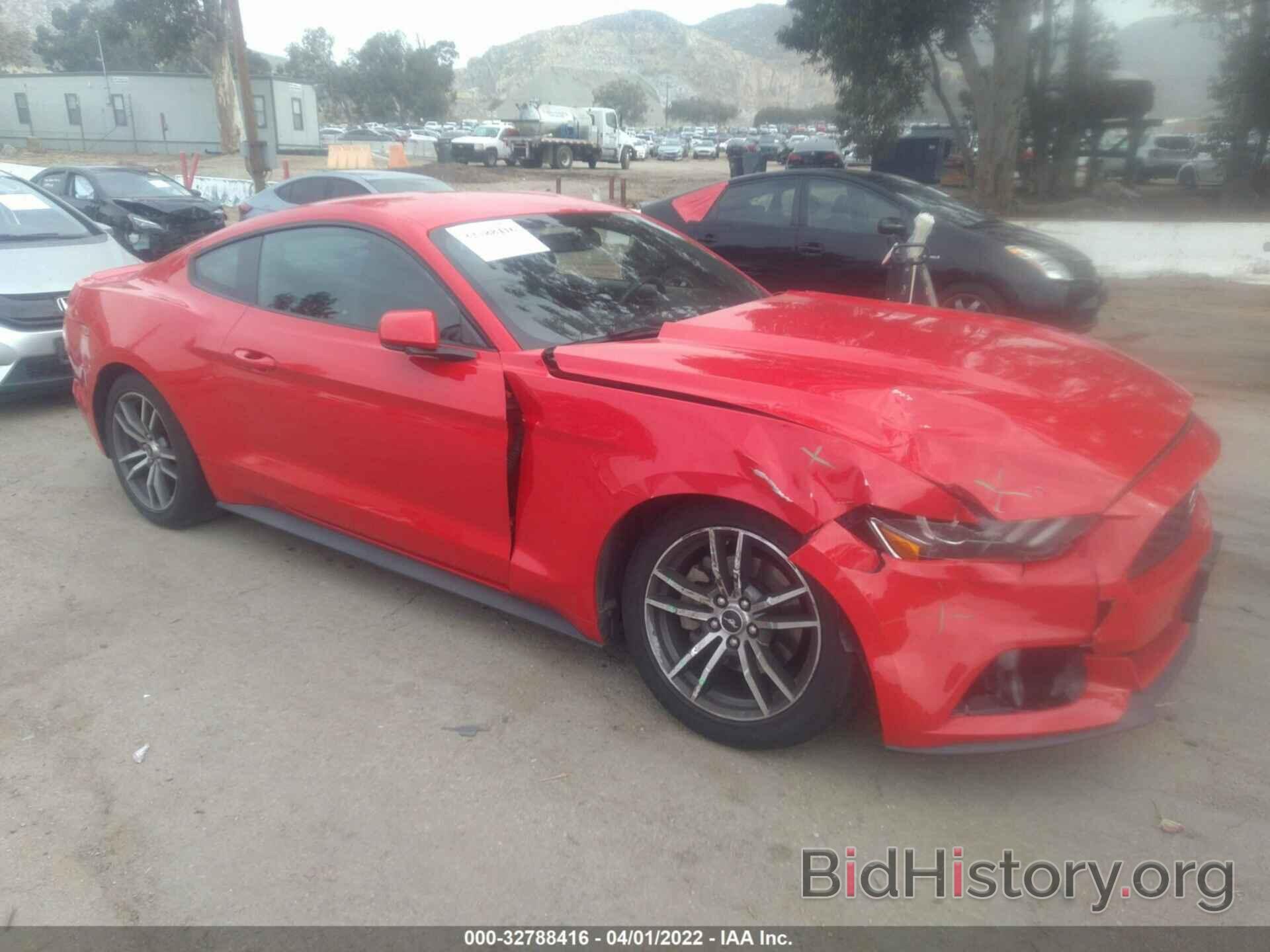 Photo 1FA6P8TH8G5237764 - FORD MUSTANG 2016