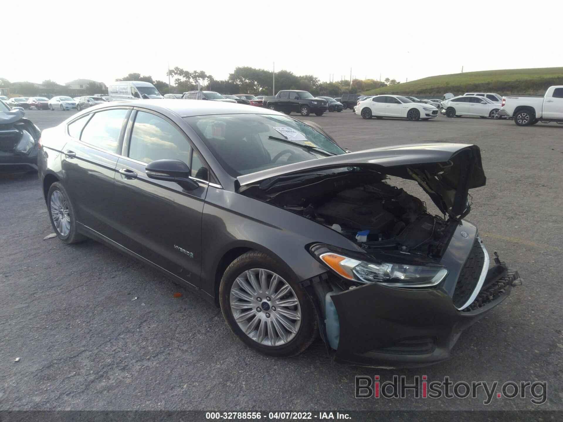 Photo 3FA6P0LU4GR389097 - FORD FUSION 2016