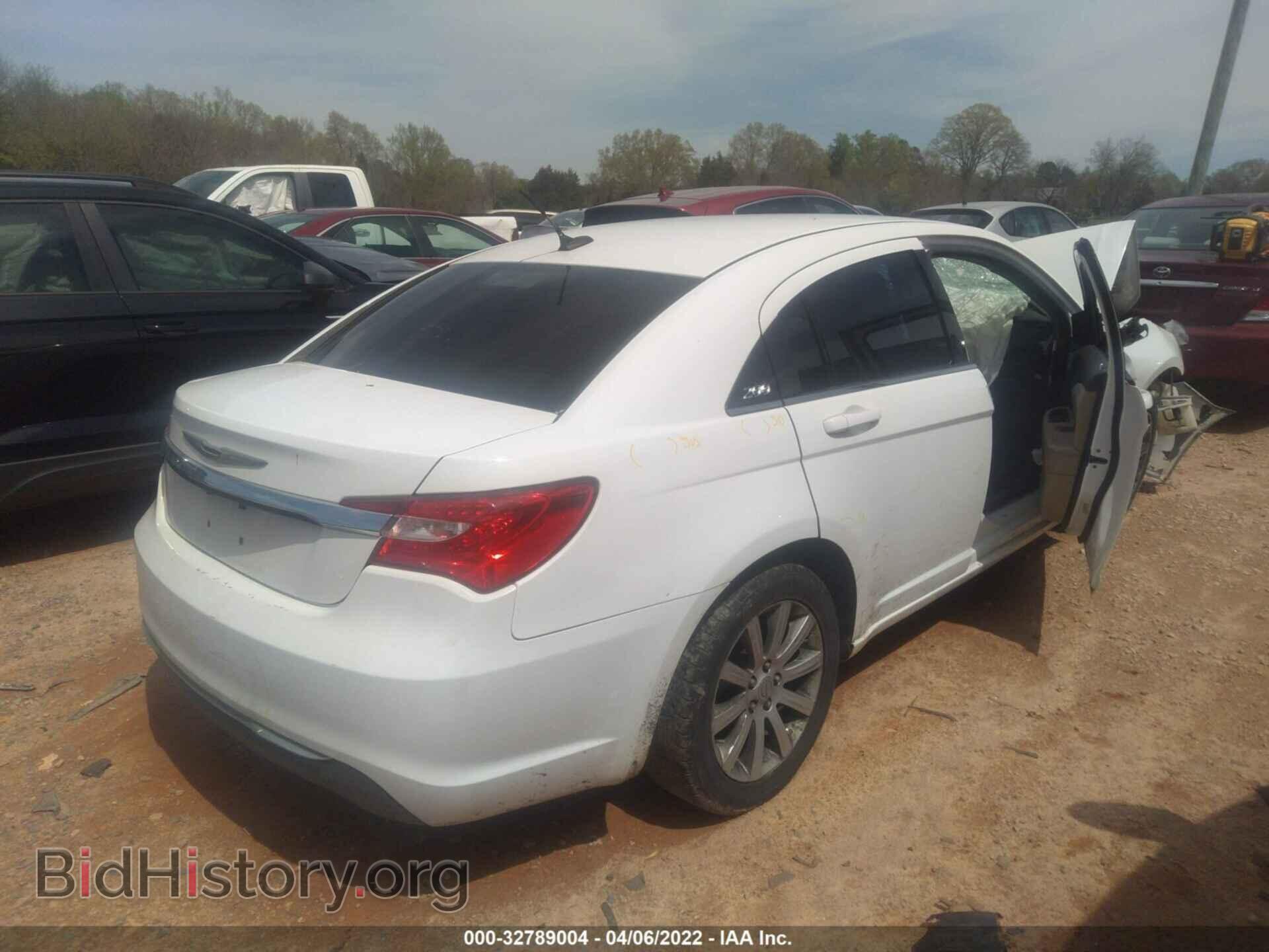 2014 CHRYSLER 200 - VIN: 1C3CCBBB8EN150838 - Фото 4