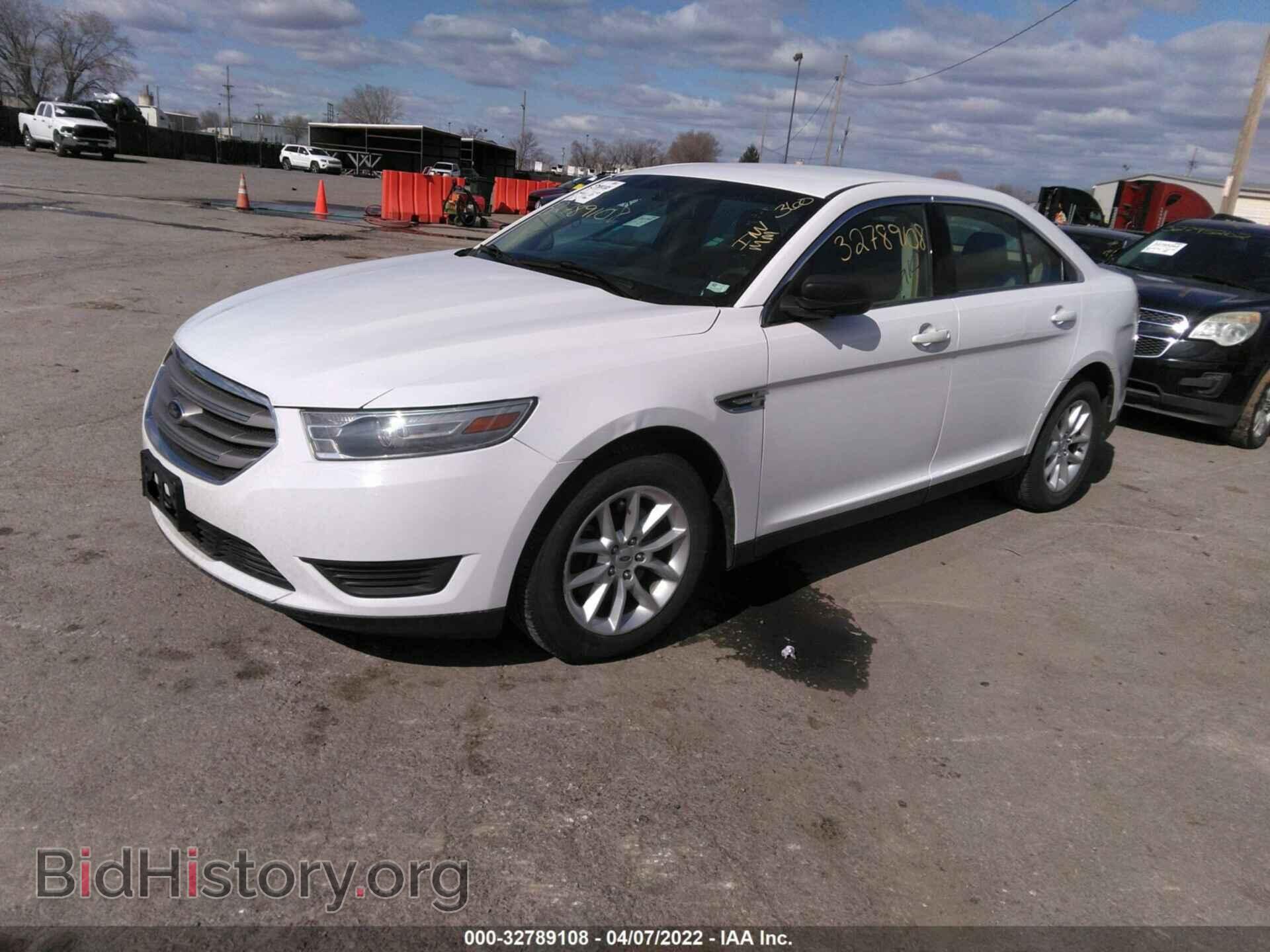 2014 FORD TAURUS - VIN: 1FAHP2D82EG134281 - Photo 2