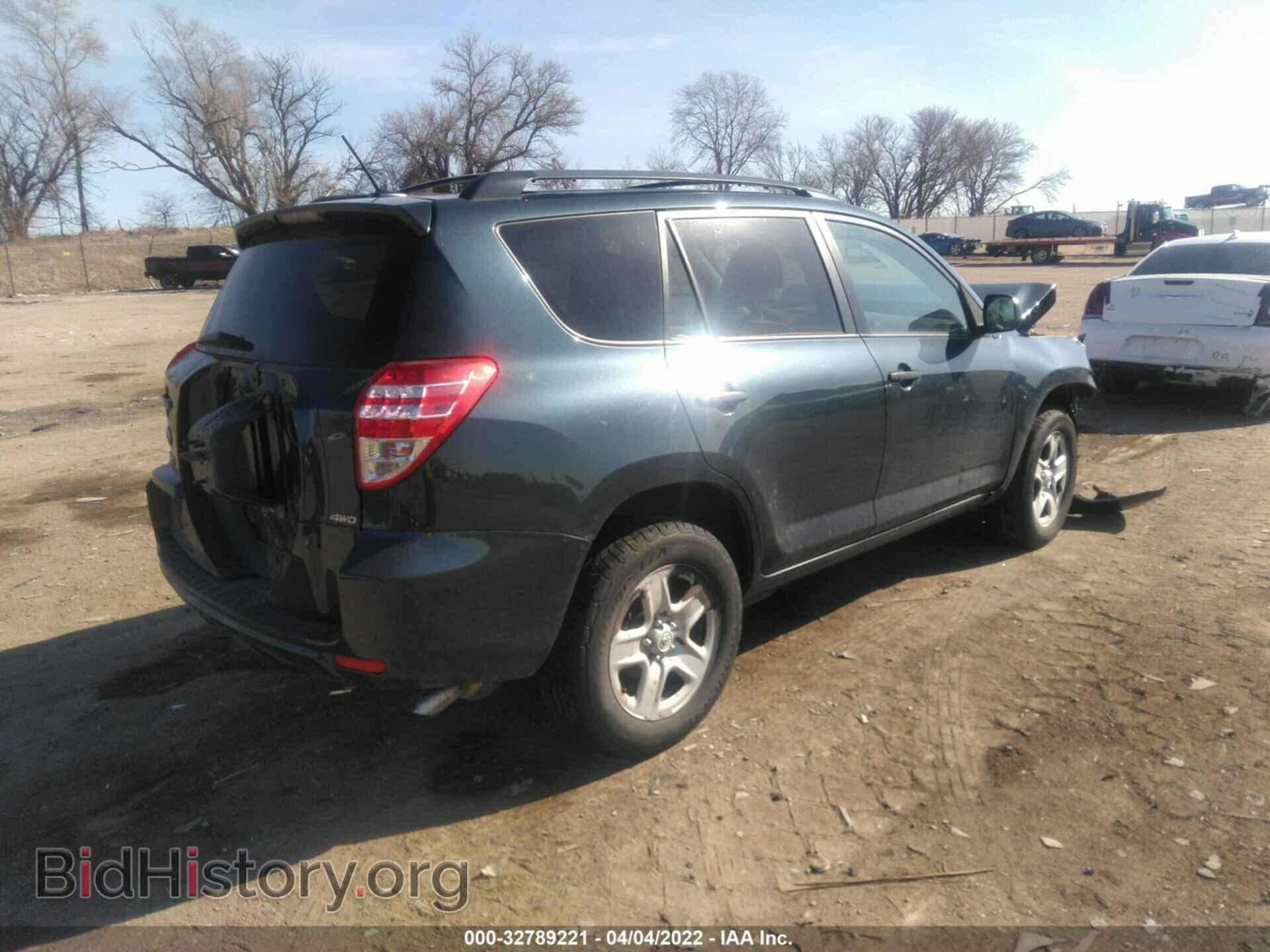 2011 TOYOTA RAV4 - VIN: 2T3BF4DV6BW153727 - Фото 4