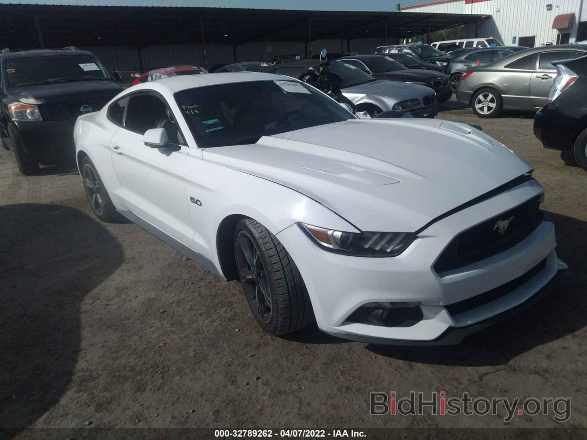 Photo 1FA6P8CF7G5334095 - FORD MUSTANG 2016