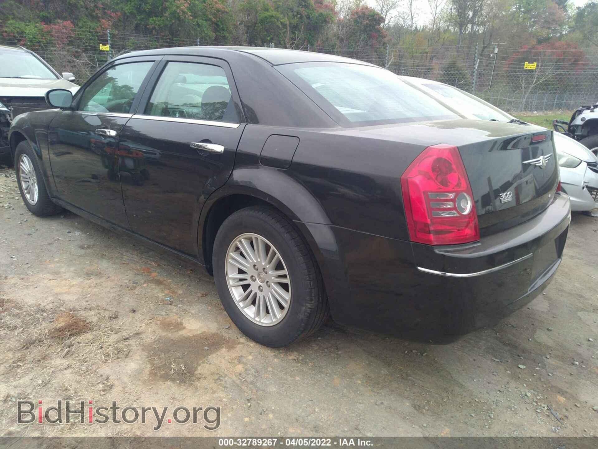 2010 CHRYSLER 300 - VIN: 2C3CA4CD7AH284759 - Фото 3