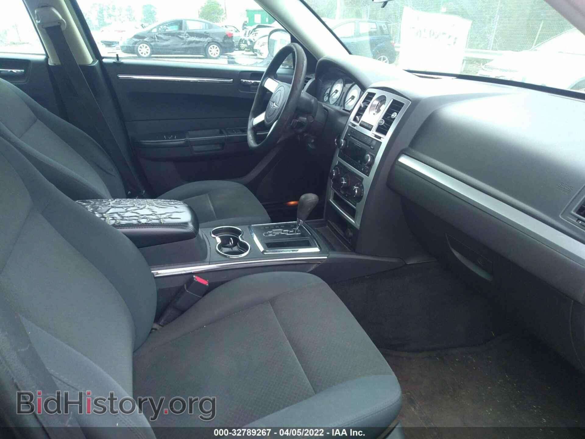 2010 CHRYSLER 300 - VIN: 2C3CA4CD7AH284759 - Фото 5