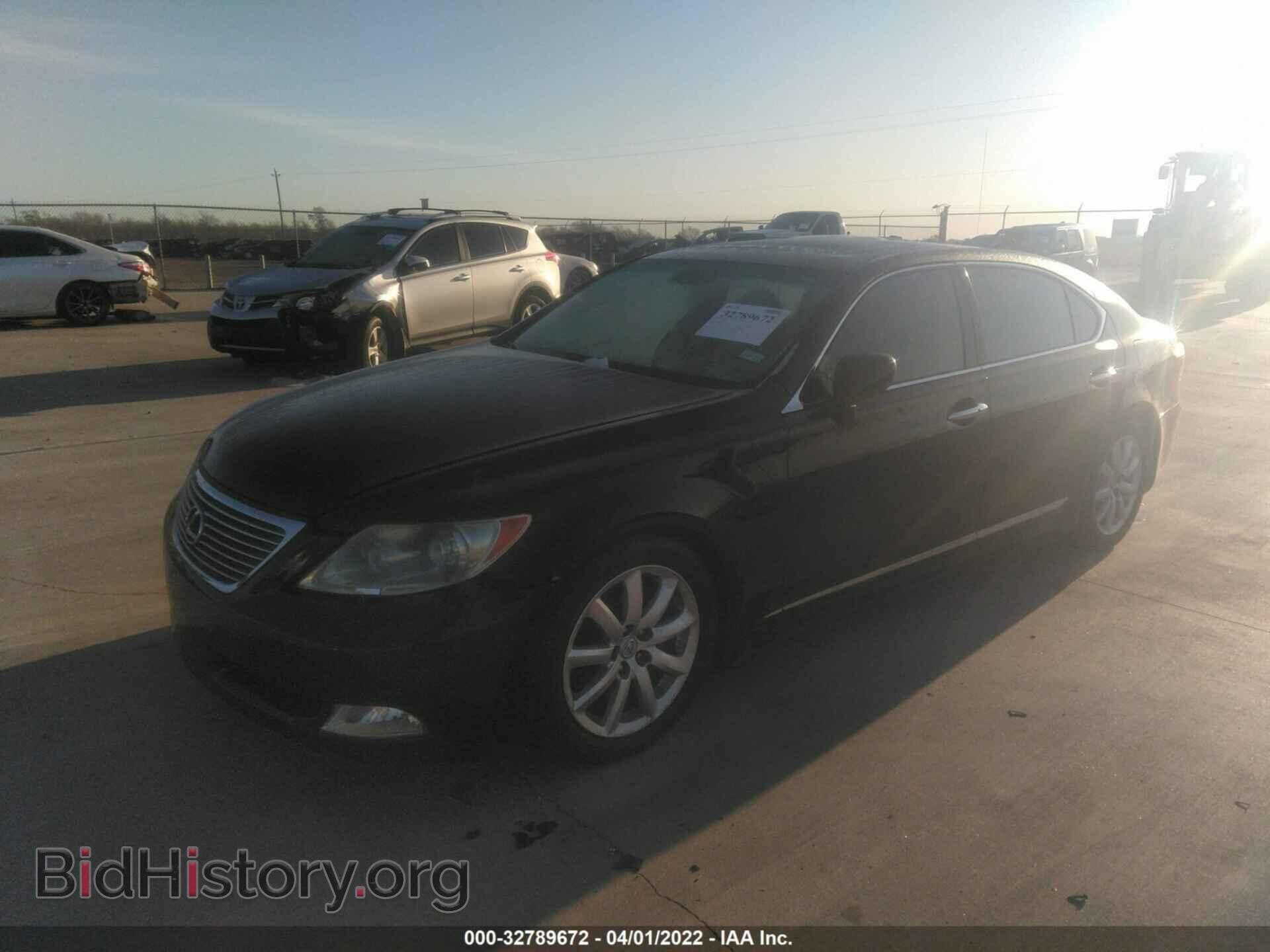 2007 LEXUS LS 460 - VIN: JTHGL46F075000651 - Фото 2