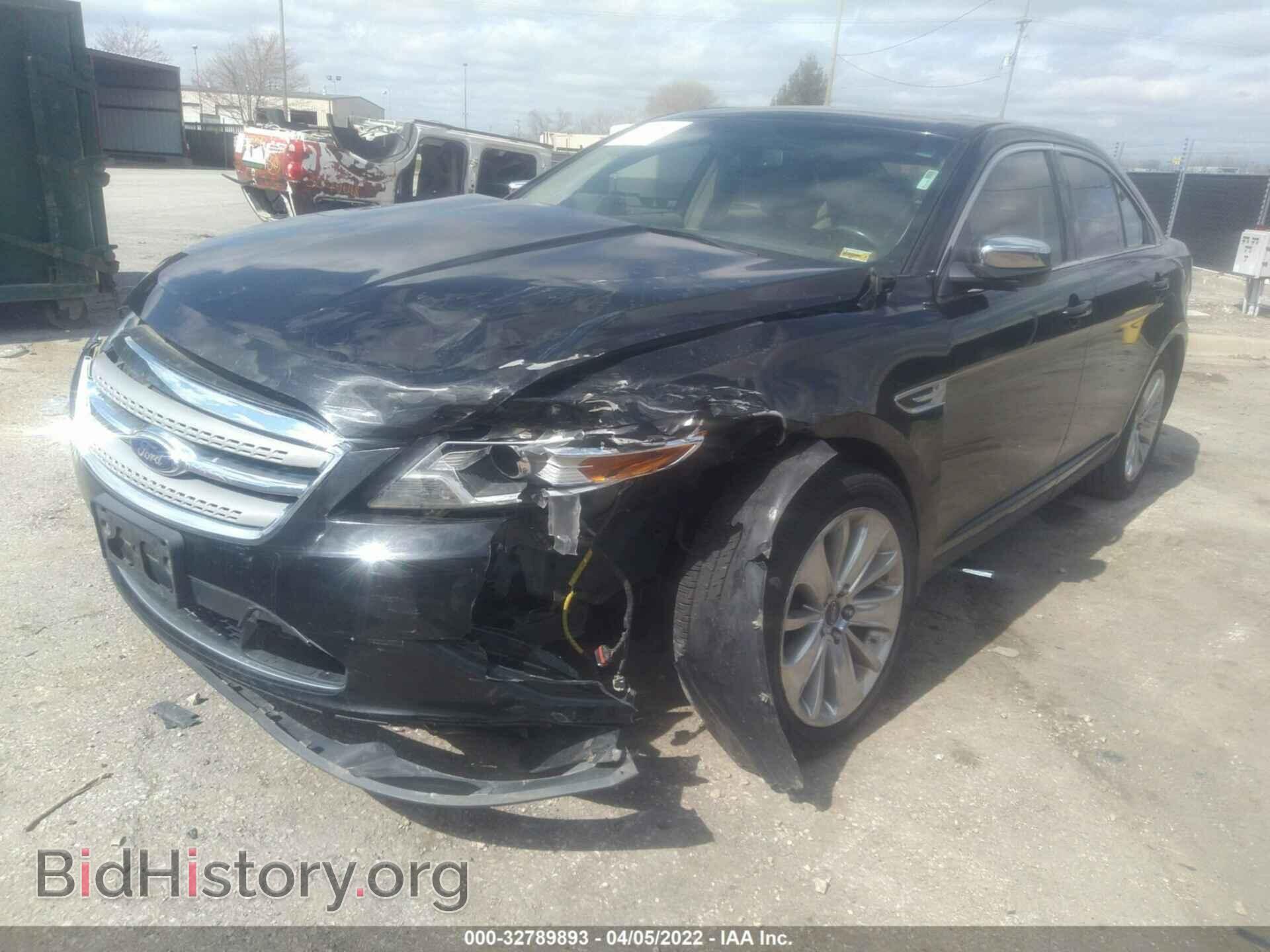 2011 FORD TAURUS - VIN: 1FAHP2FW7BG123770 - Фото 2