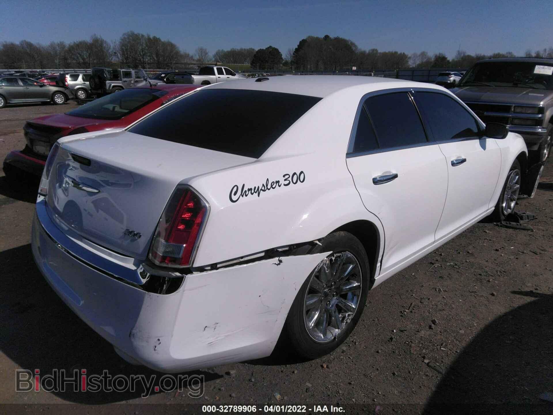 2011 CHRYSLER 300 - VIN: 2C3CA5CG0BH523330 - Фото 4