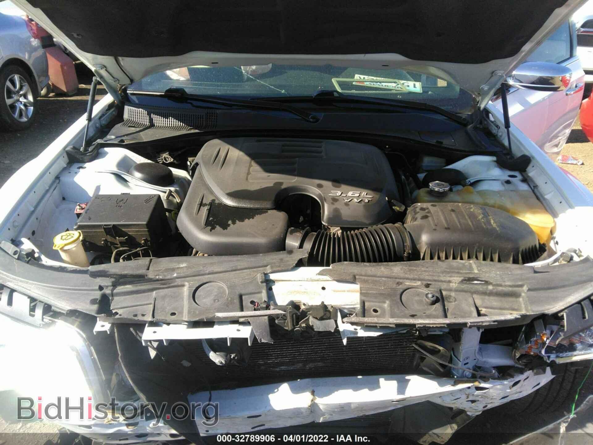 2011 CHRYSLER 300 - VIN: 2C3CA5CG0BH523330 - Фото 10