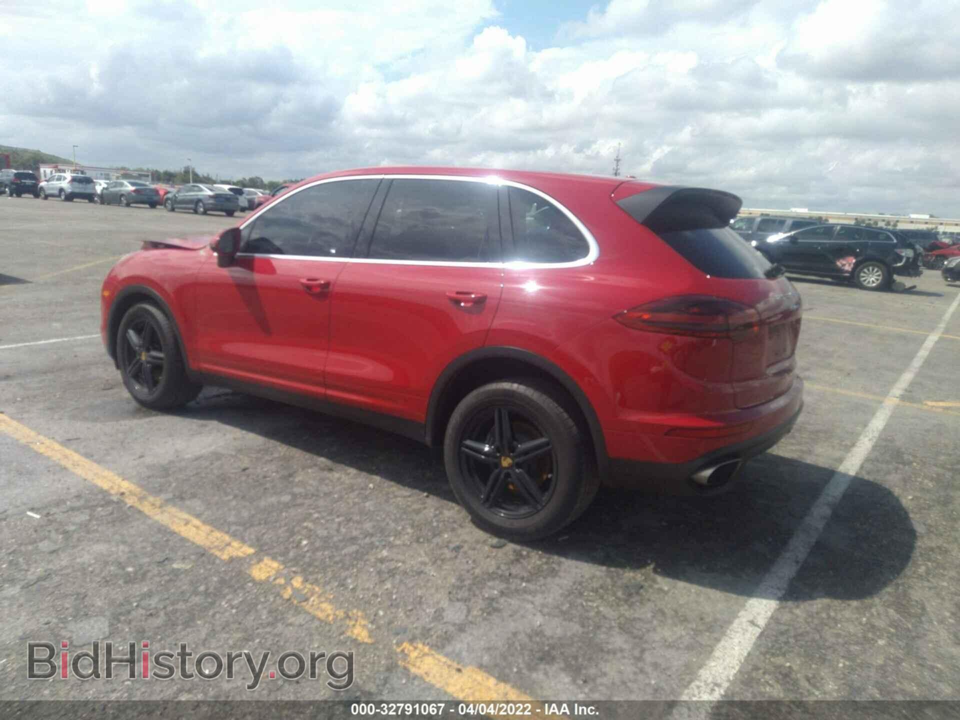 2017 PORSCHE CAYENNE - VIN: WP1AA2A25HKA90984 - Фото 3