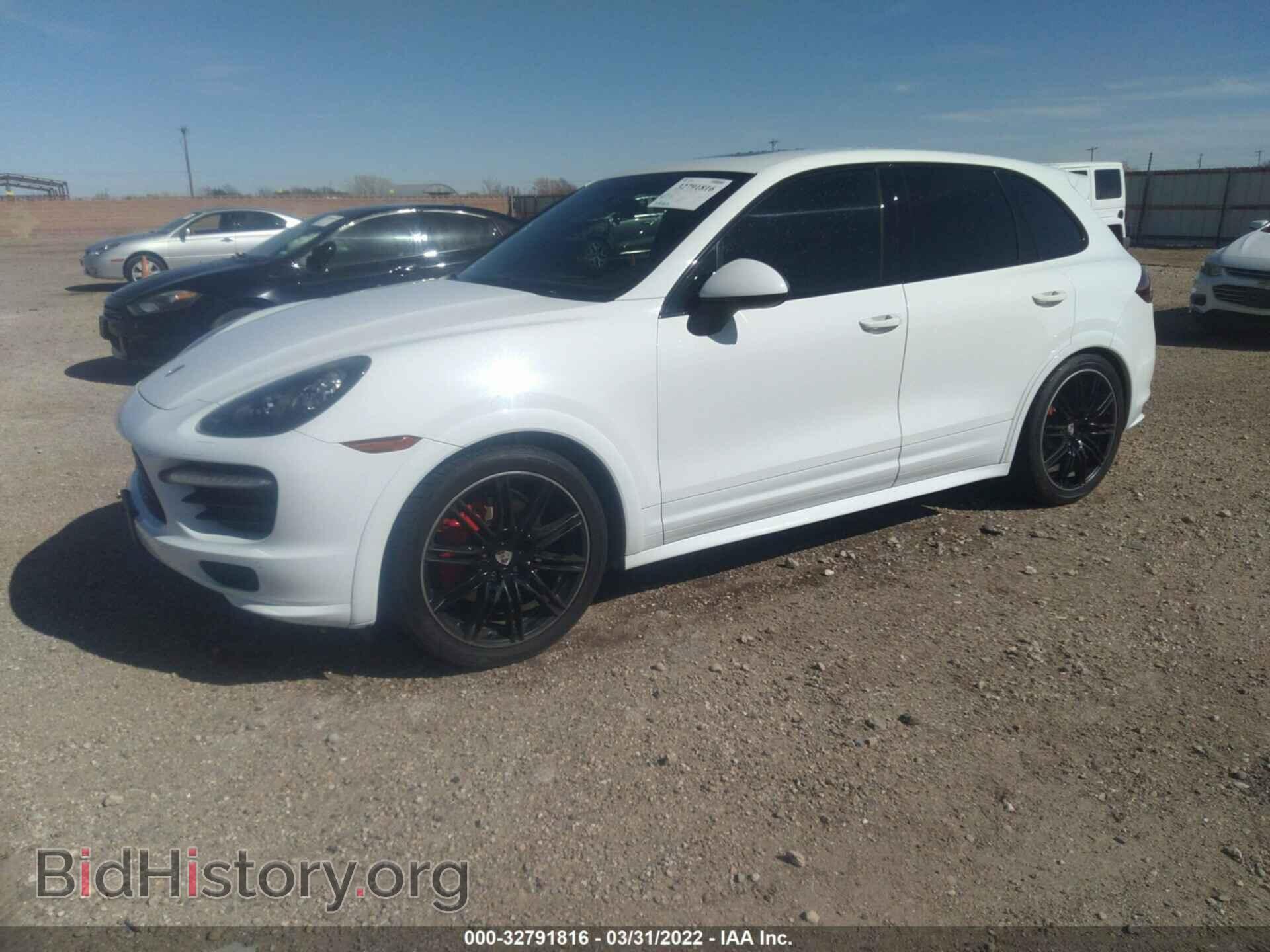 2013 PORSCHE CAYENNE - VIN: WP1AD2A2XDLA77143 - Фото 2