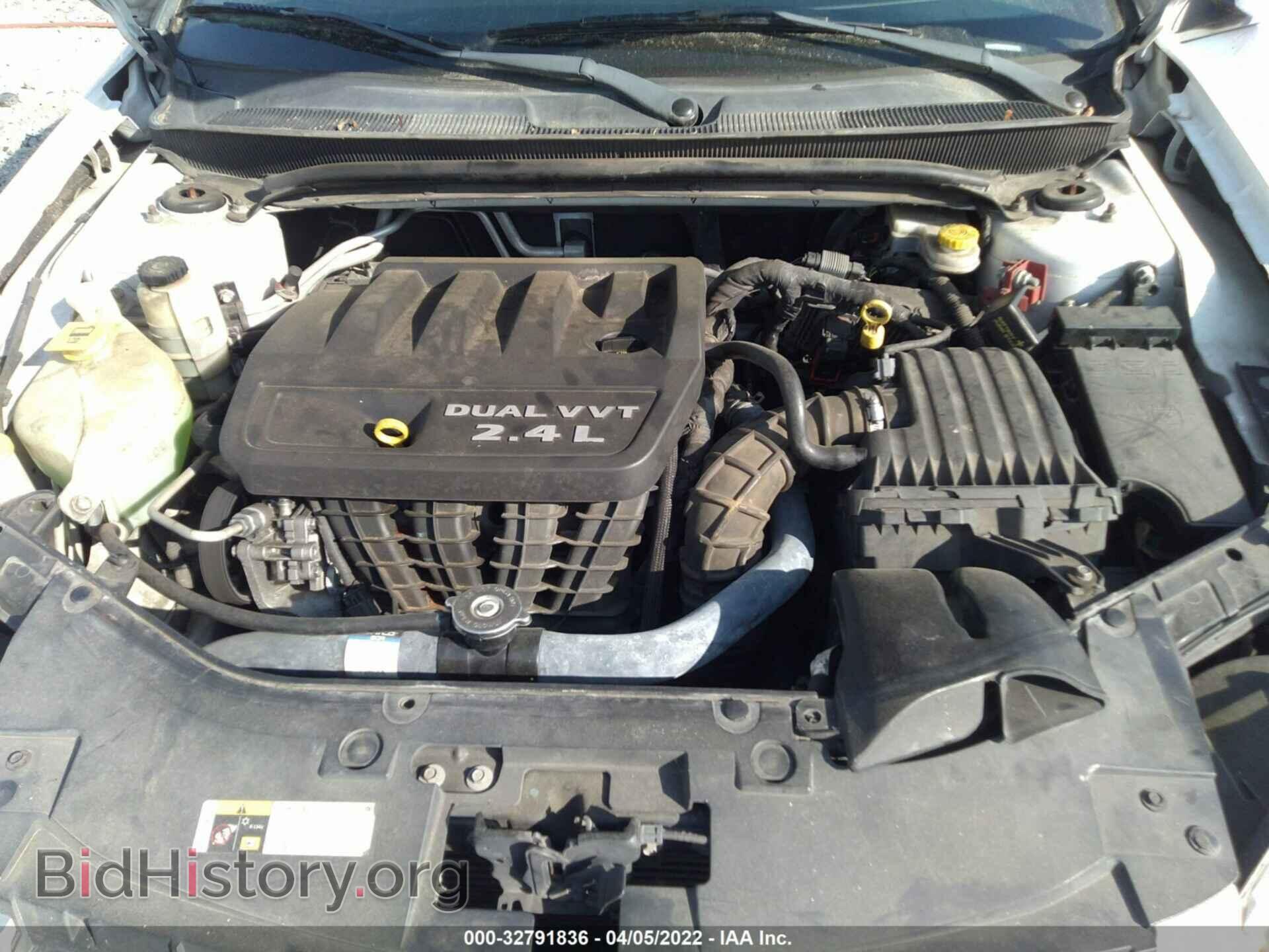 2014 CHRYSLER 200 - VIN: 1C3CCBAB9EN122256 - Фото 10