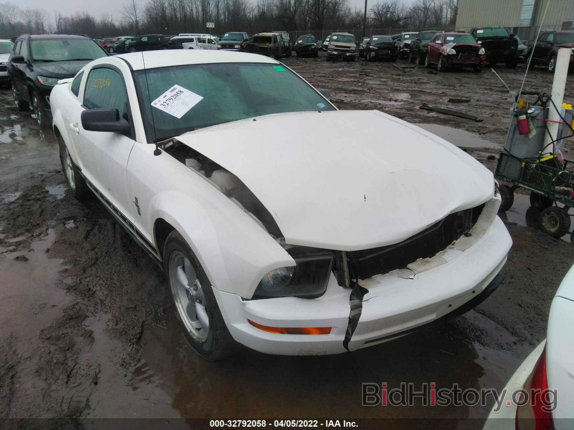 Photo 1ZVFT80NX75299762 - FORD MUSTANG 2007