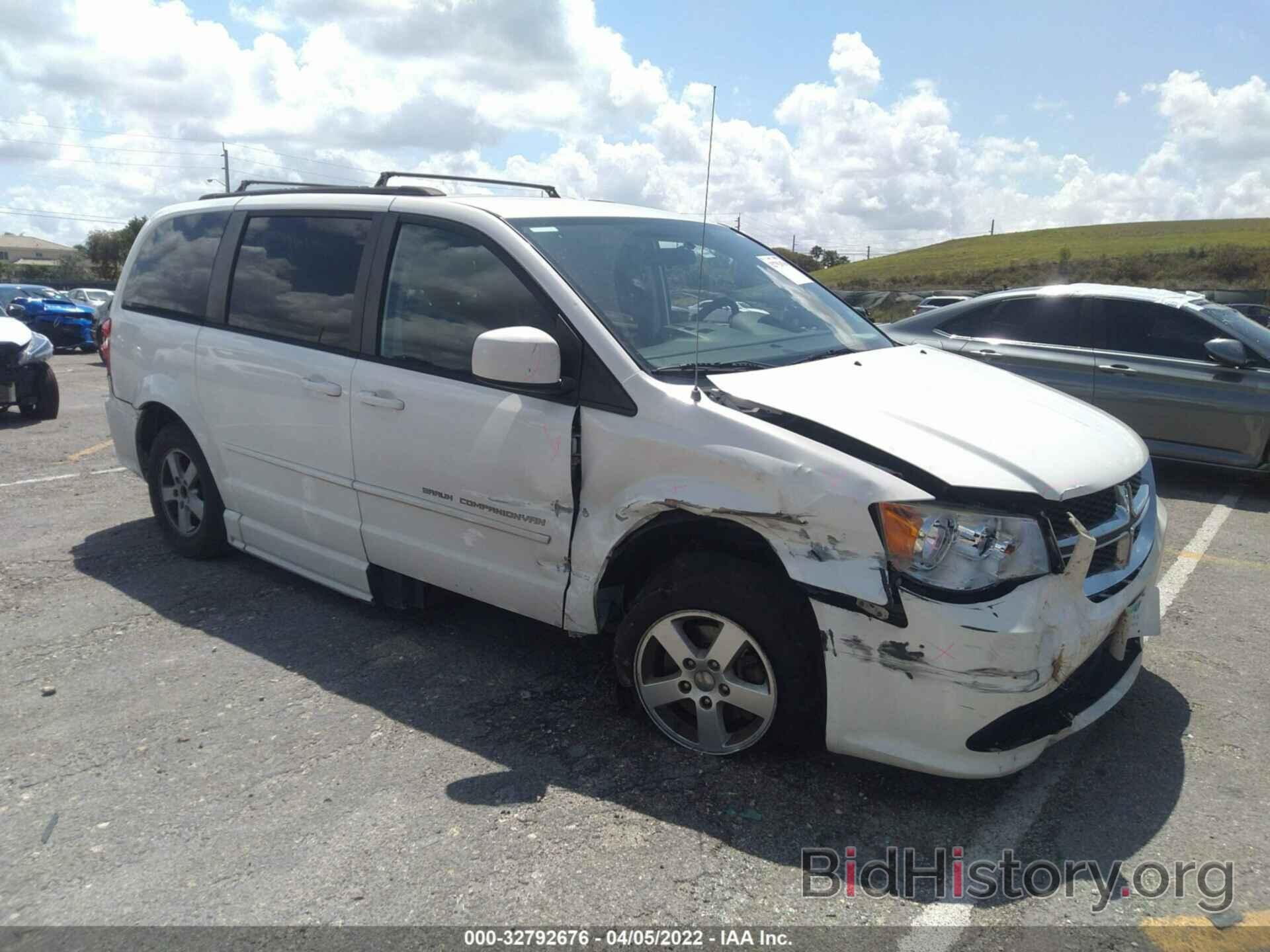 Photo 2C4RDGCG4DR636865 - DODGE GRAND CARAVAN 2013