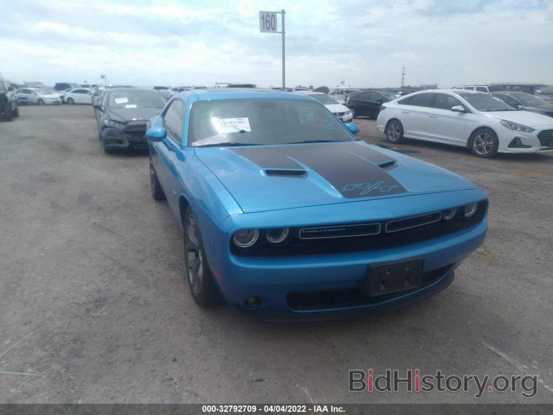 Photo 2C3CDZBT6FH783380 - DODGE CHALLENGER 2015