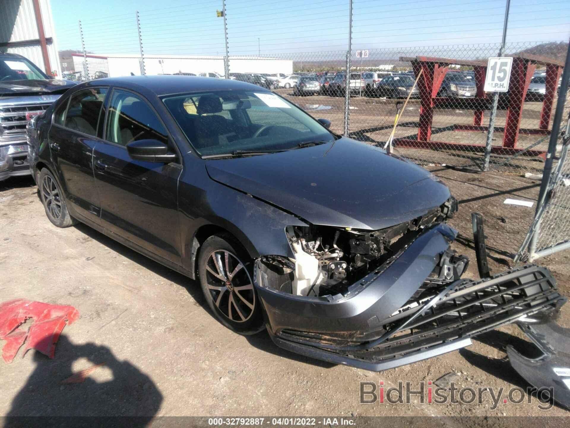 Photo 3VWD67AJXGM303629 - VOLKSWAGEN JETTA SEDAN 2016