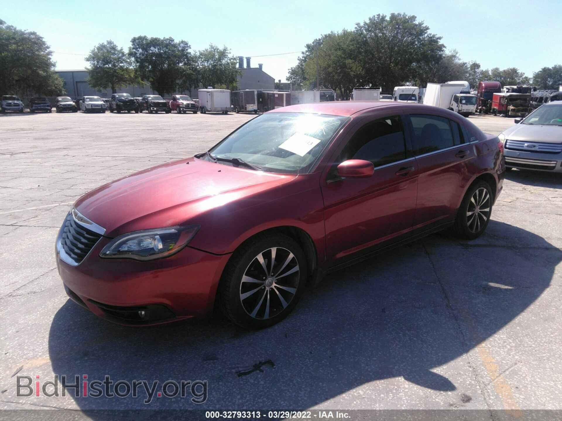 2012 CHRYSLER 200 - VIN: 1C3CCBHG9CN303713 - Фото 2