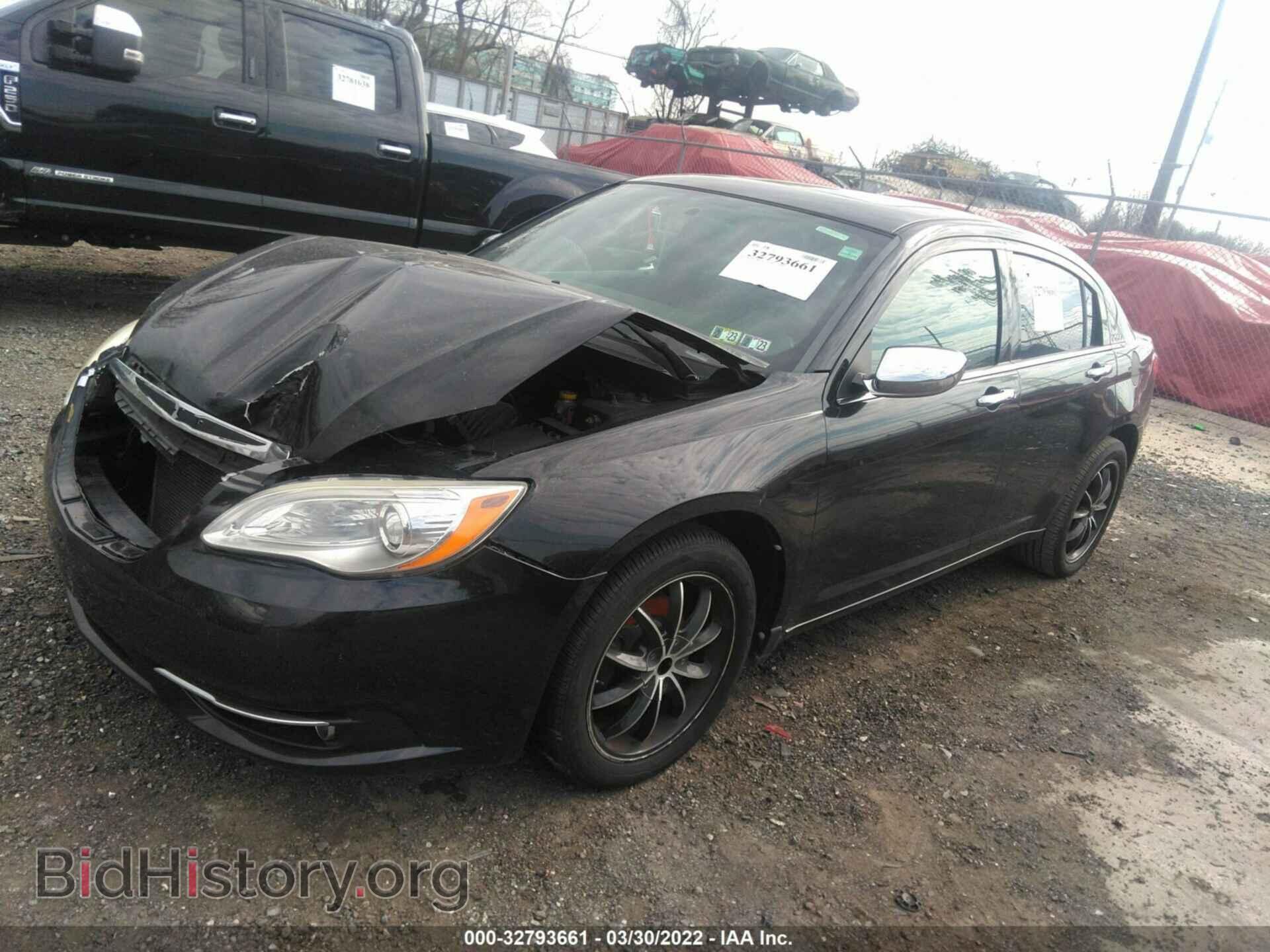 2012 CHRYSLER 200 - VIN: 1C3CCBCB0CN178726 - Фото 2