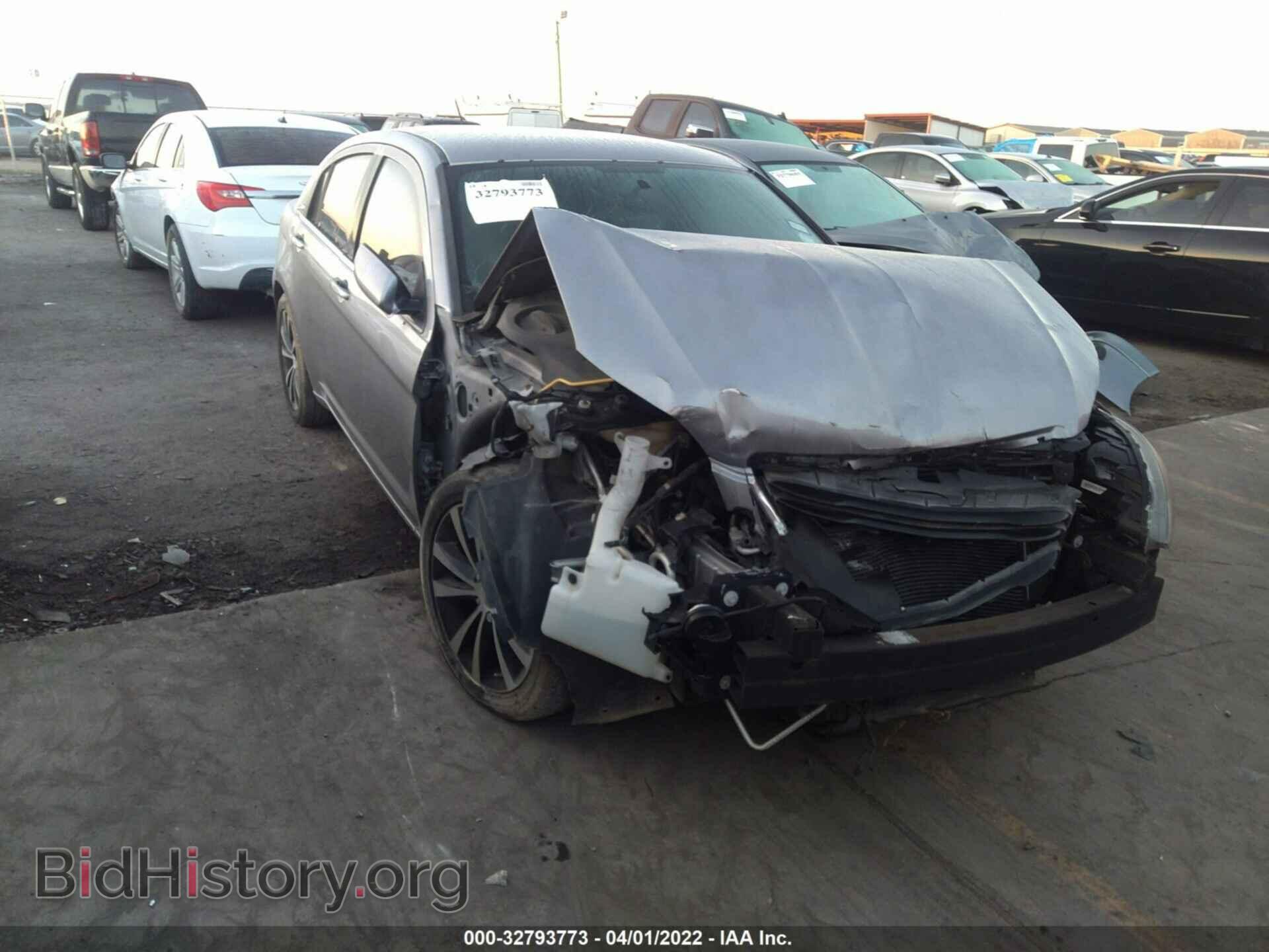 Фотография 1C3CCBBG7DN754634 - CHRYSLER 200 2013