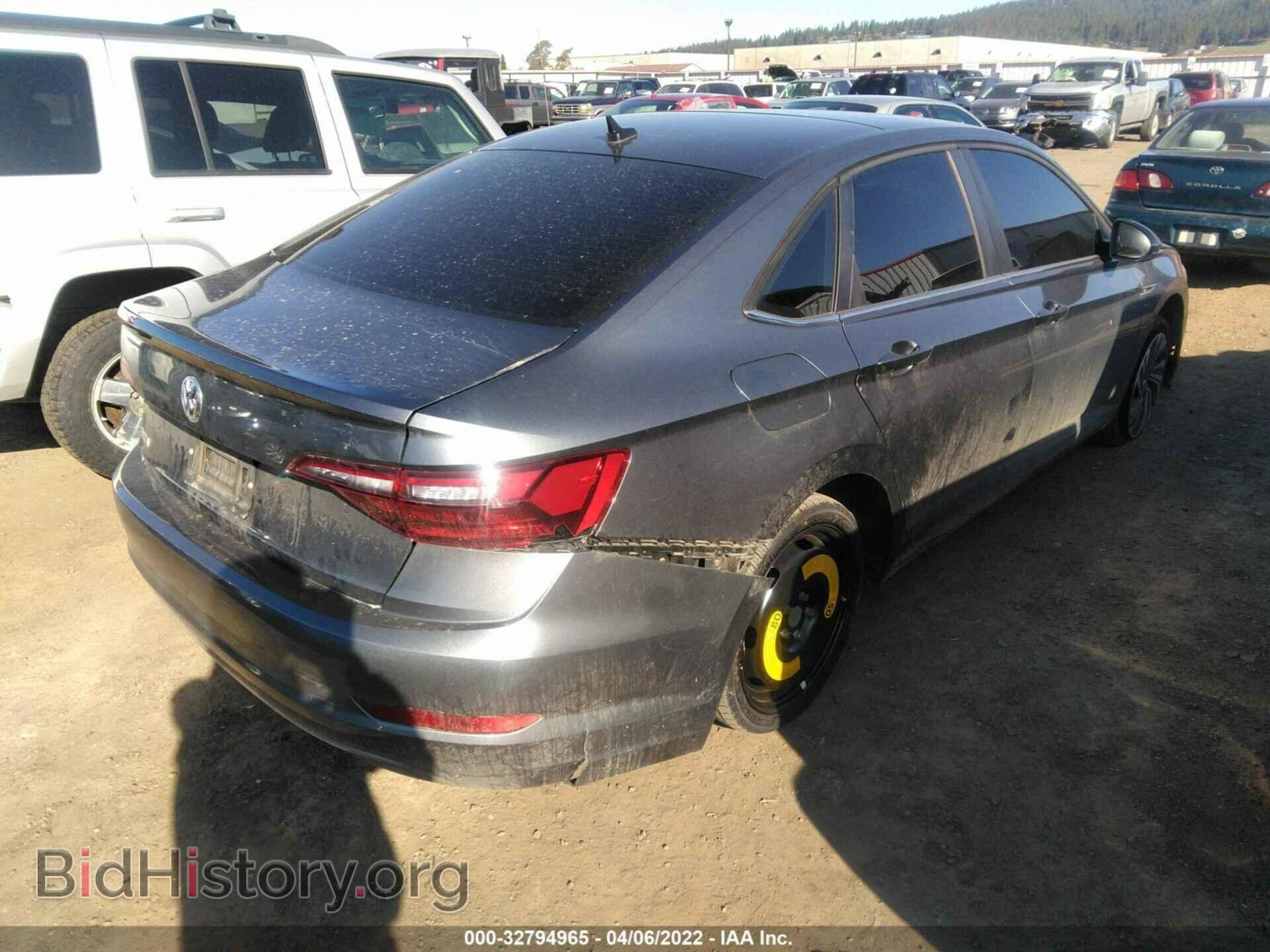 2020 VOLKSWAGEN JETTA - VIN: 3VWEB7BU2LM066377 - Photo 4
