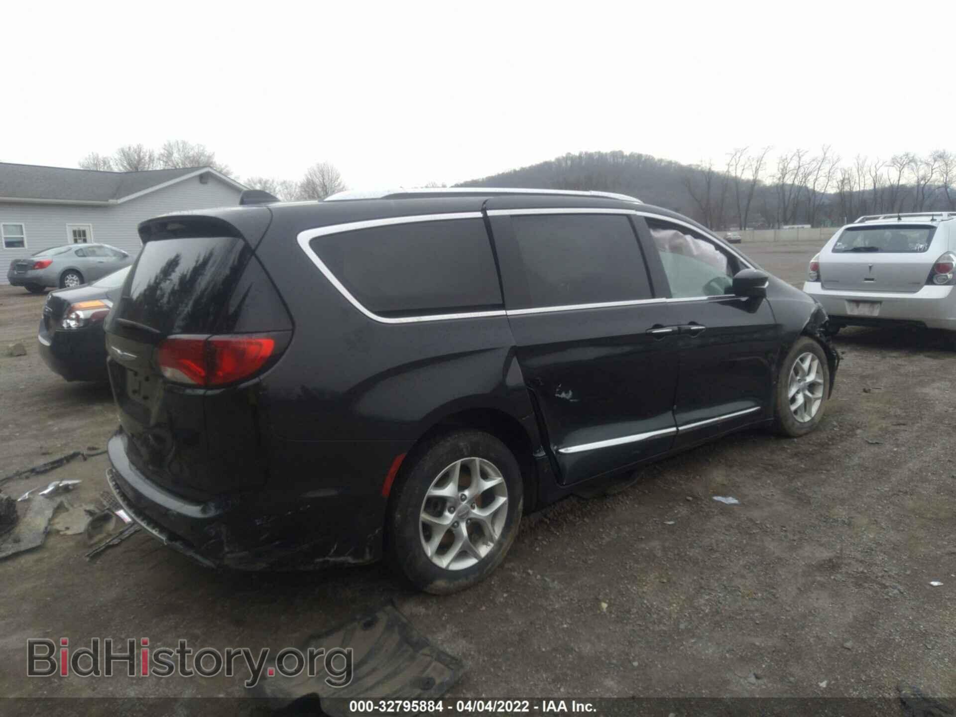2017 CHRYSLER PACIFICA - VIN: 2C4RC1EG3HR623737 - Photo 4