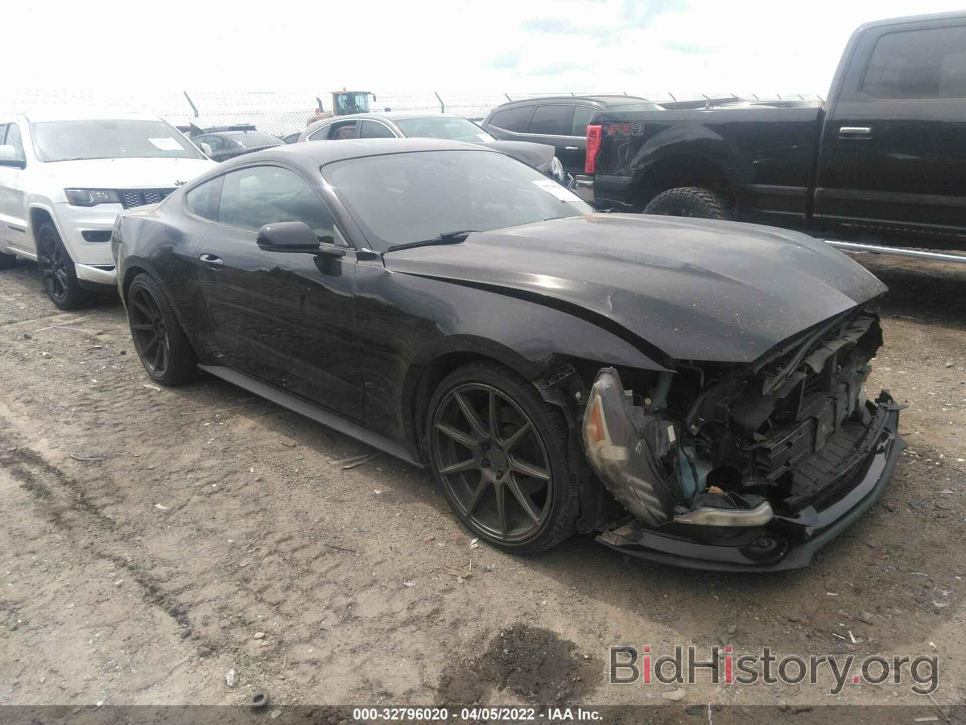 Photo 1FA6P8TH6F5335772 - FORD MUSTANG 2015