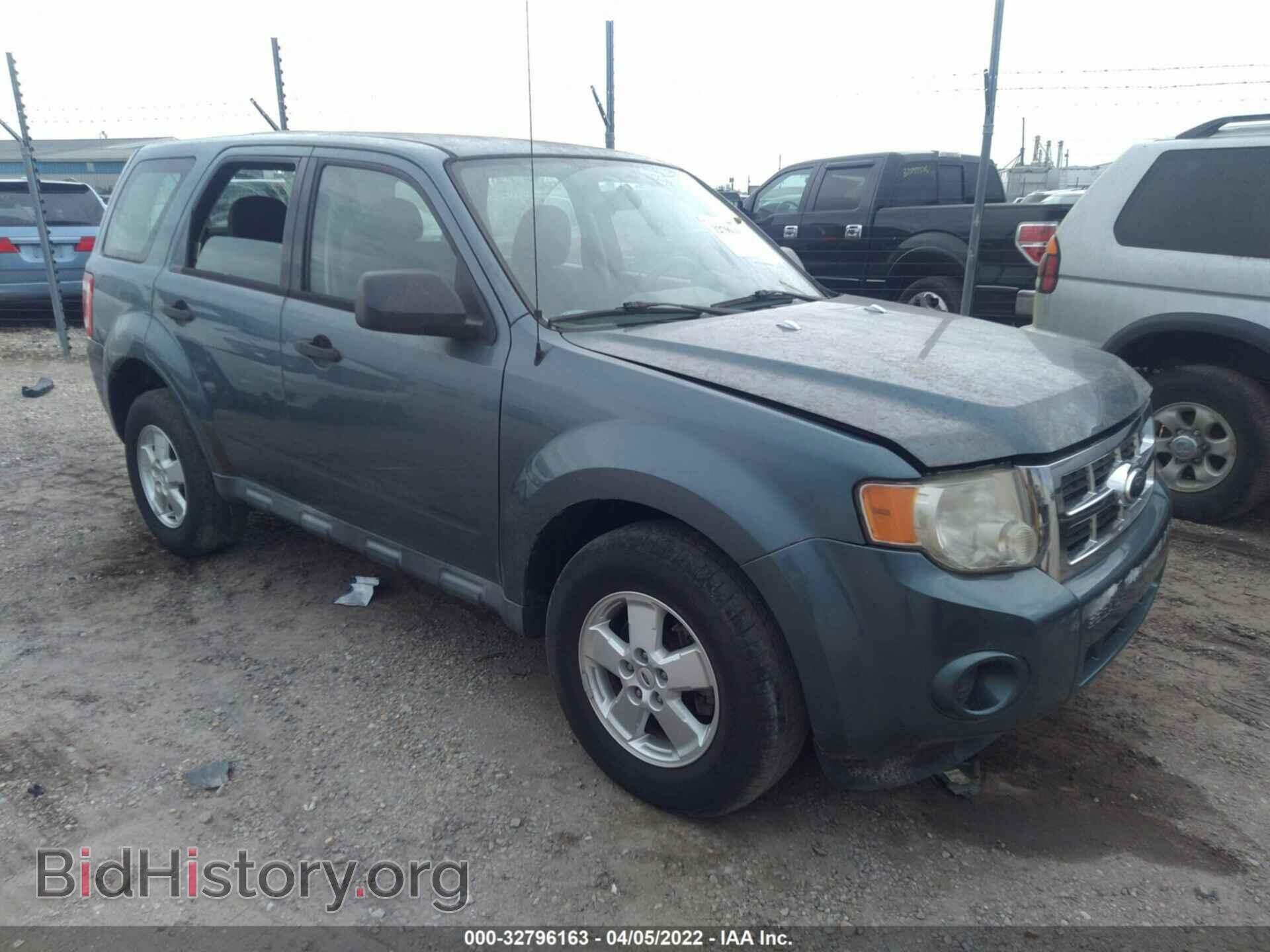 Photo 1FMCU0C7XAKD34368 - FORD ESCAPE 2010