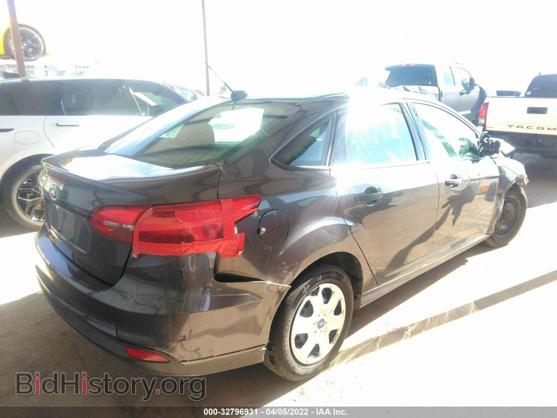 2017 FORD FOCUS - VIN: 1FADP3E23HL244556 - Фото 4