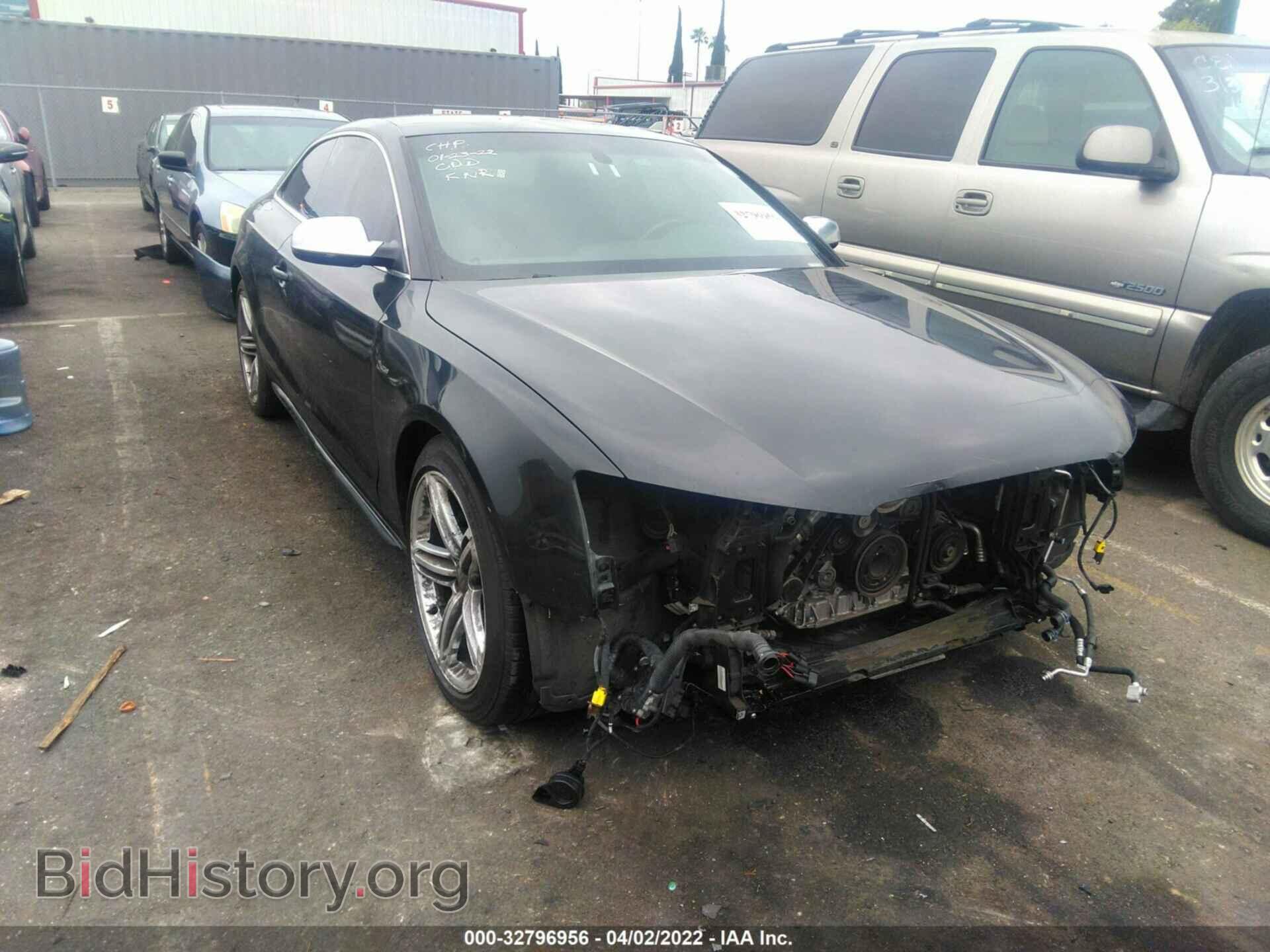 Photo WAUCGAFR0EA064574 - AUDI S5 2014
