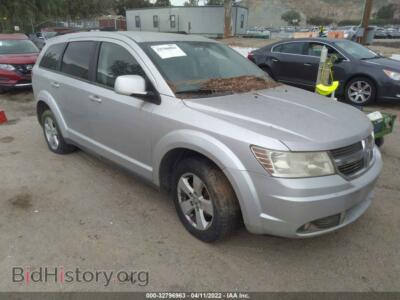 2010 Dodge JOURNEY SXT, silver — VIN 3D4PG5FV2AT250244, IAAI