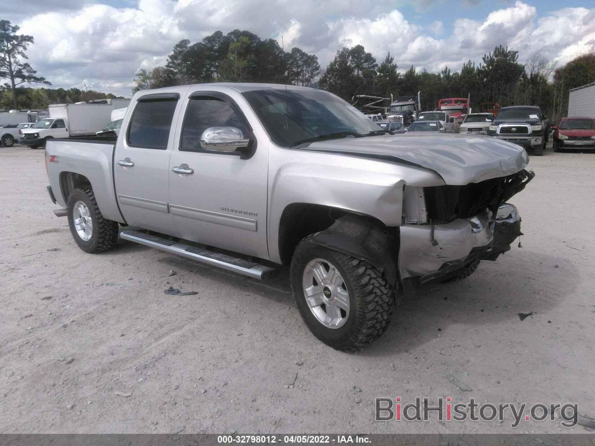 Фотография 3GCPKSE33BG194061 - CHEVROLET SILVERADO 1500 2011