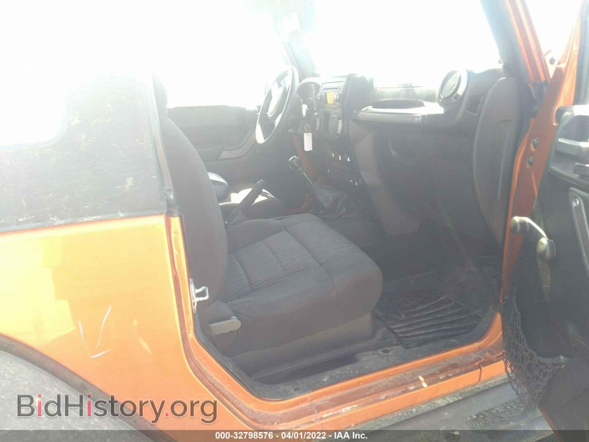 2011 JEEP WRANGLER - VIN: 1J4AA2D12BL524357 - Фото 5