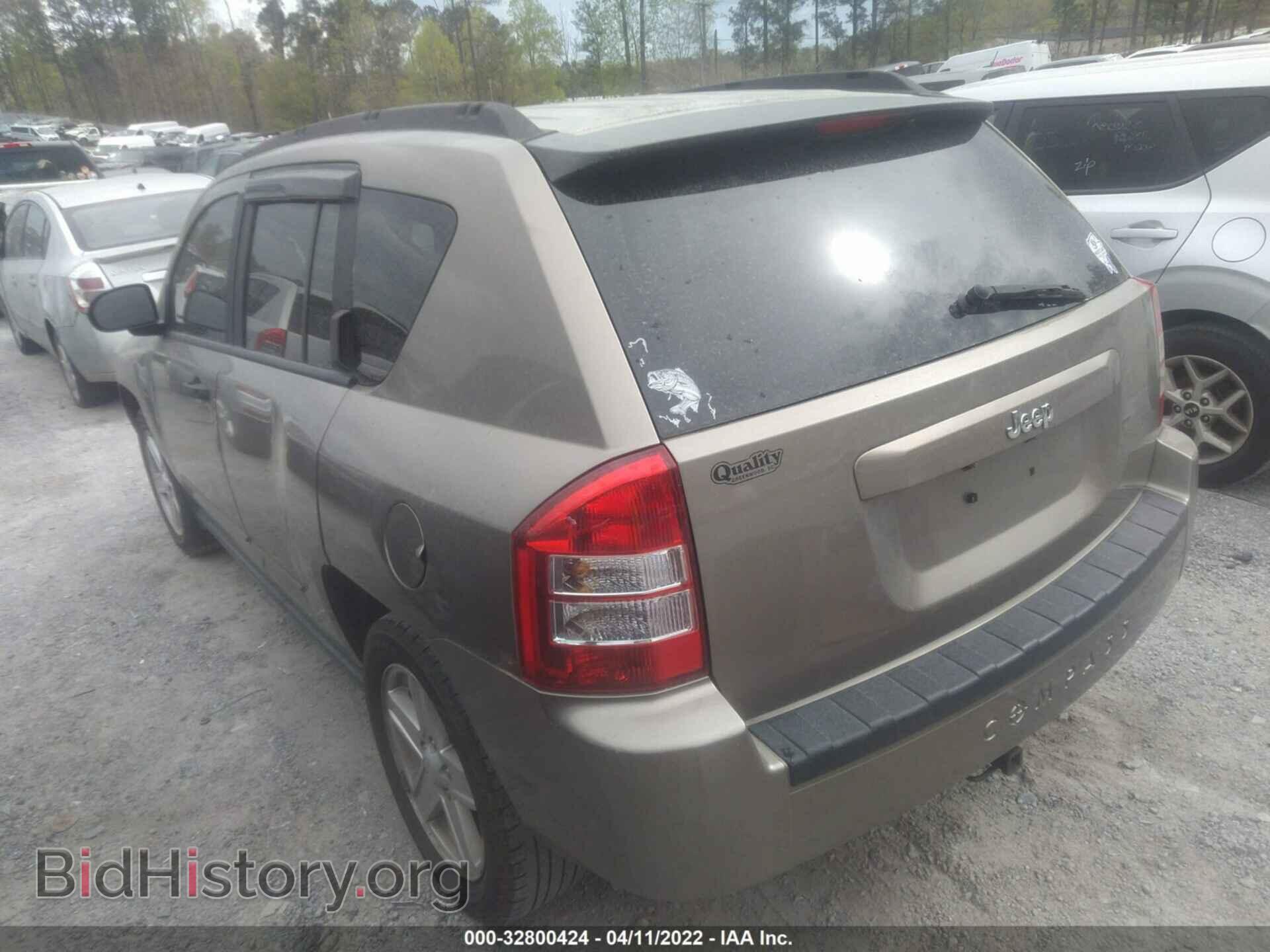 2008 JEEP COMPASS - VIN: 1J8FT47088D521916 - Фото 3